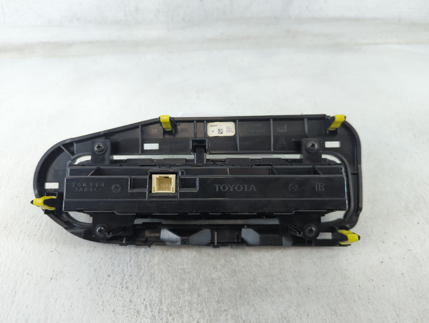 2017-2019 Toyota Corolla Climate Control Module Temperature AC/Heater Replacement P/N:55466-02060 Fits Fits 2017 2018 2019 O