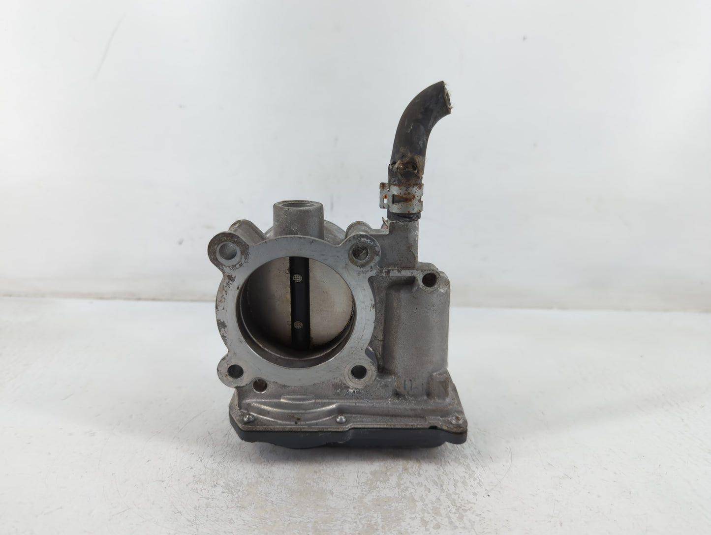 2011-2019 Toyota Corolla Throttle Body P/N:22030-0T080 Fits Fits 2011 2012 2013 2014 2015 2016 2017 2018 2019 OEM Used Auto 