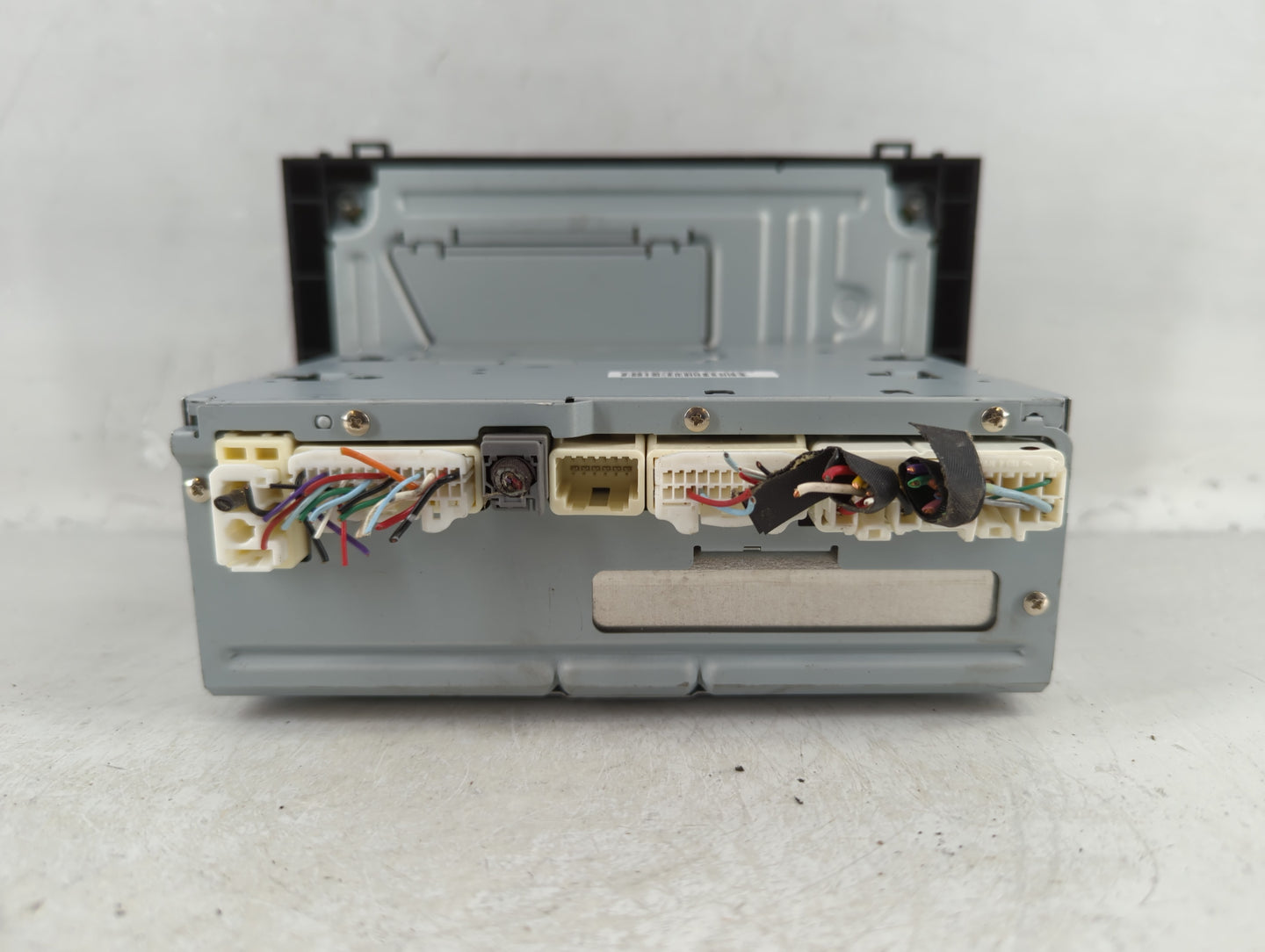 2017-2019 Toyota Corolla Am Fm Cd Player Radio Receiver - Oemusedautoparts1.com
