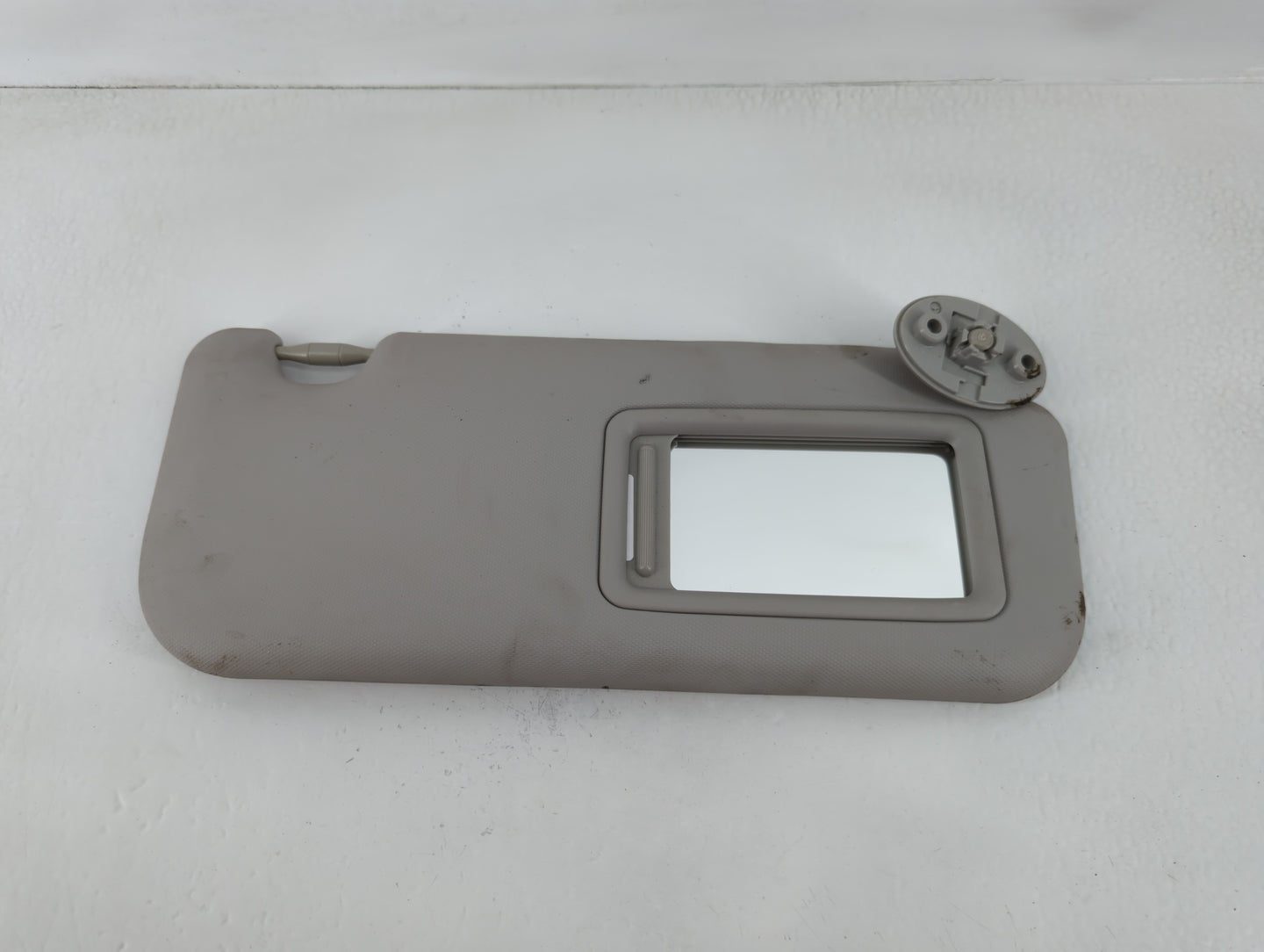 2017-2019 Toyota Corolla Sun Visor Shade Replacement Passenger Right Mirror Fits Fits 2017 2018 2019 OEM Used Auto Parts - O