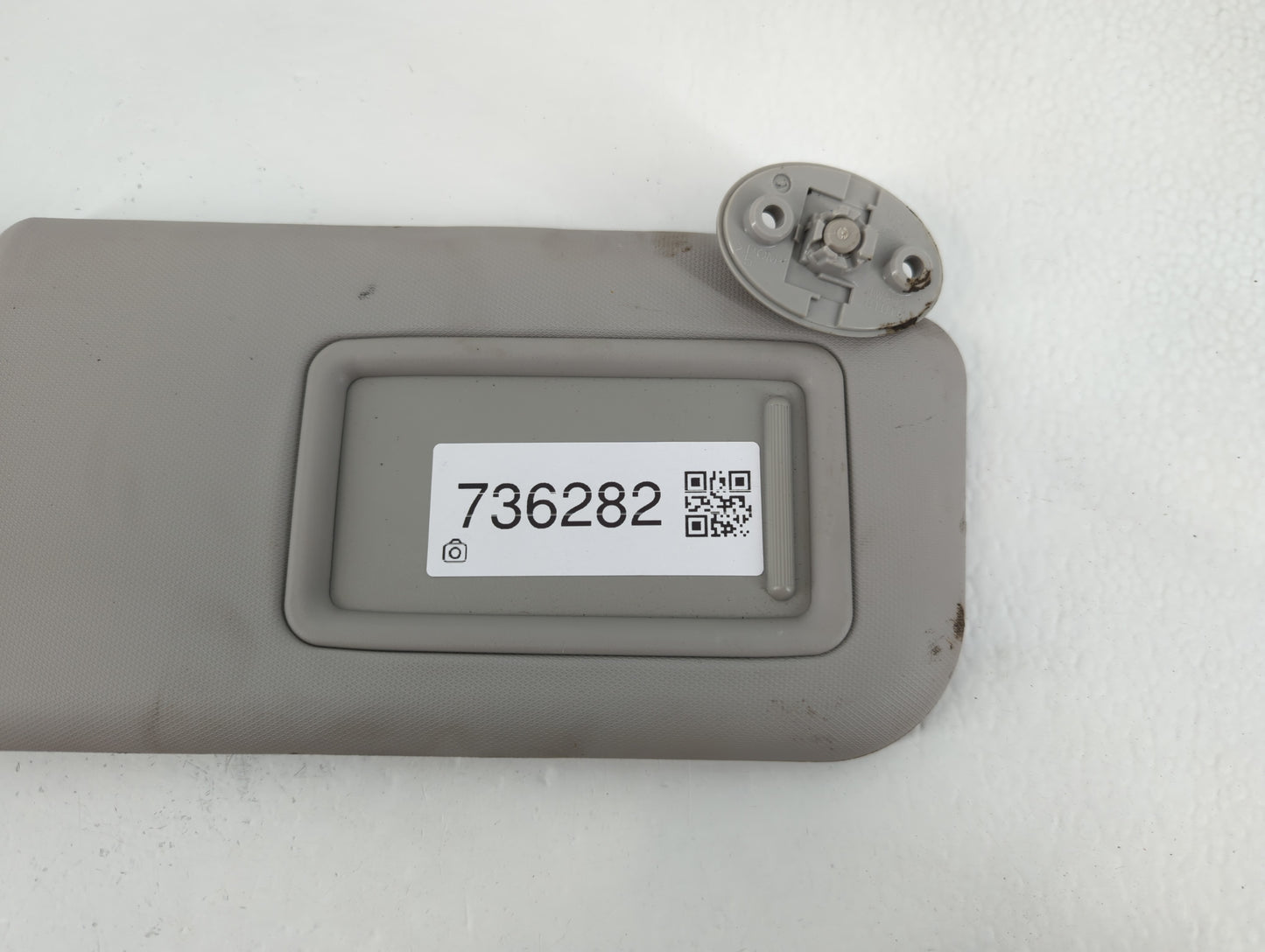 2017-2019 Toyota Corolla Sun Visor Shade Replacement Passenger Right Mirror Fits Fits 2017 2018 2019 OEM Used Auto Parts - O