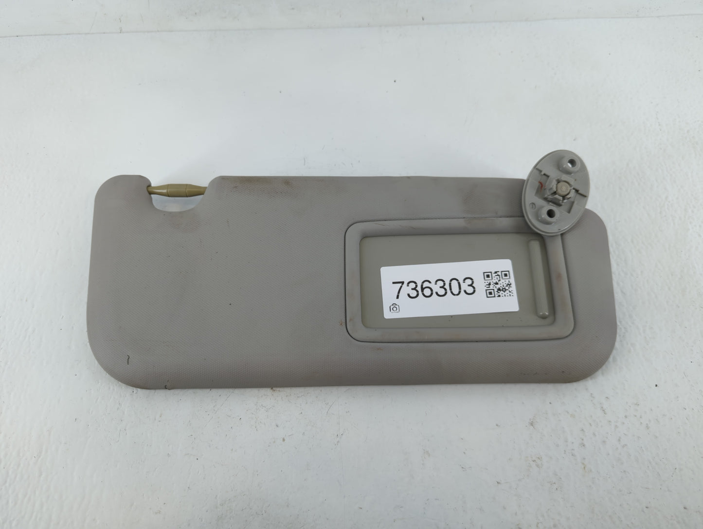 2017-2019 Toyota Corolla Sun Visor Shade Replacement Passenger Right Mirror Fits Fits 2017 2018 2019 OEM Used Auto Parts - O