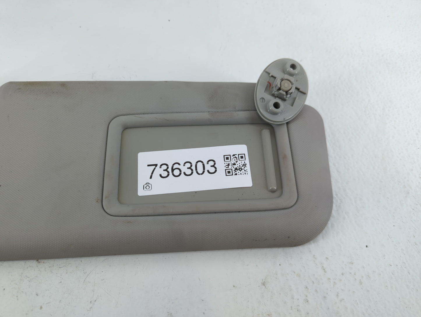 2017-2019 Toyota Corolla Sun Visor Shade Replacement Passenger Right Mirror Fits Fits 2017 2018 2019 OEM Used Auto Parts - O