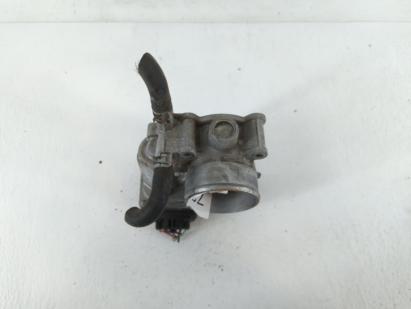 2011-2019 Toyota Corolla Throttle Body P/N:22030-0T080 Fits Fits 2011 2012 2013 2014 2015 2016 2017 2018 2019 OEM Used Auto 