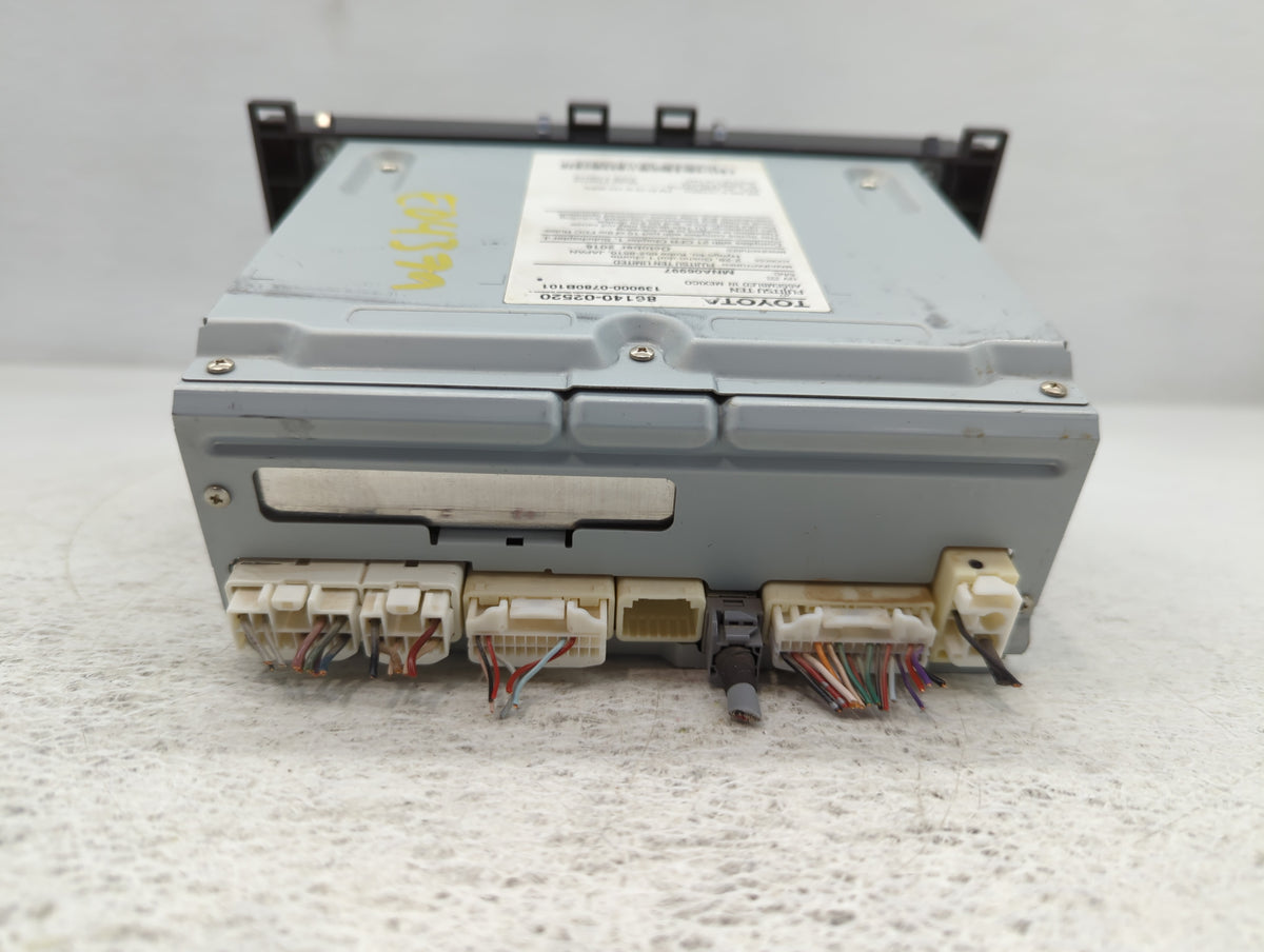 2017-2019 Toyota Corolla Am Fm Cd Player Radio Receiver 738472 - Oemusedautoparts1.com