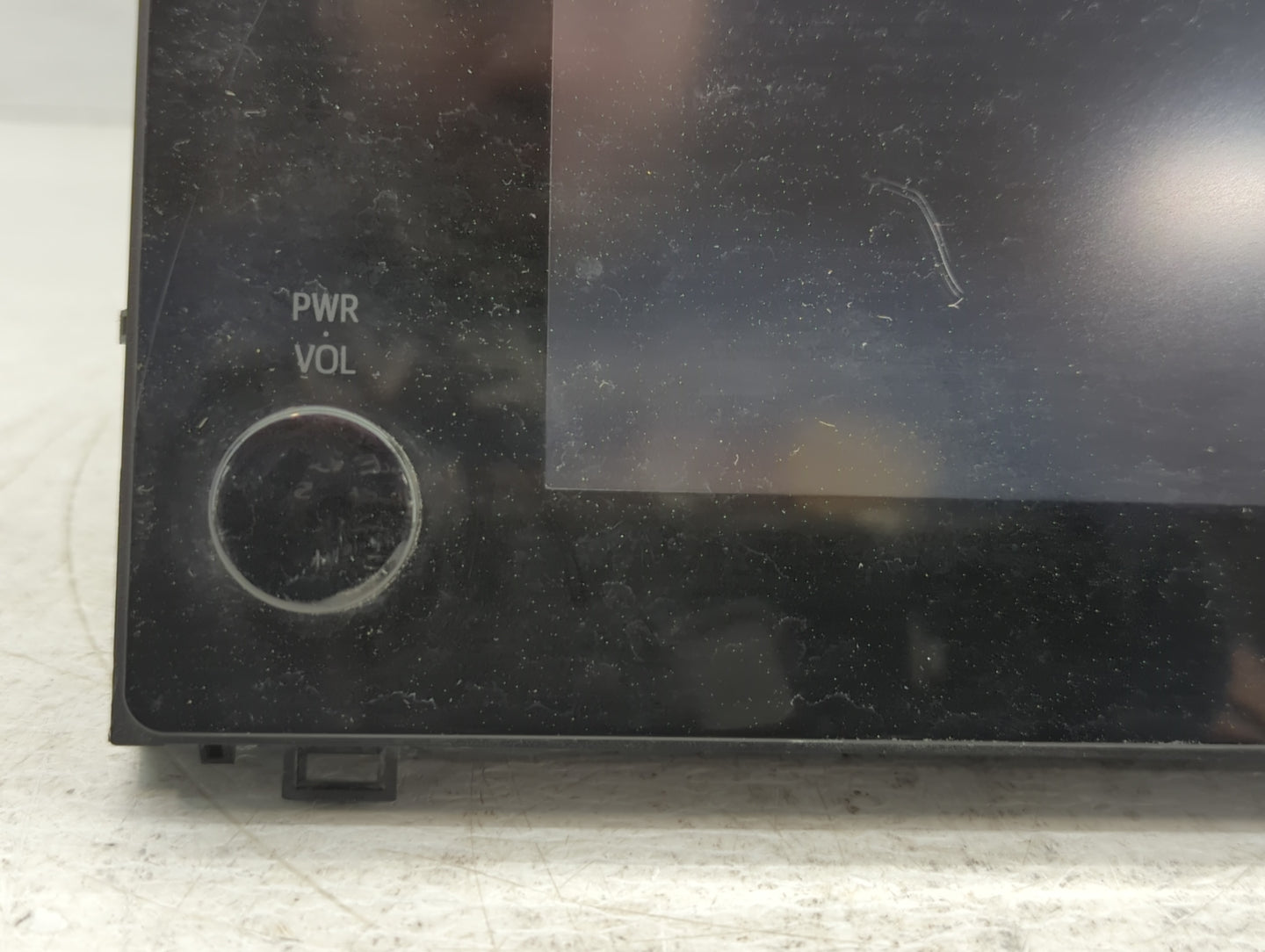 2017-2019 Toyota Corolla Am Fm Cd Player Radio Receiver - Oemusedautoparts1.com