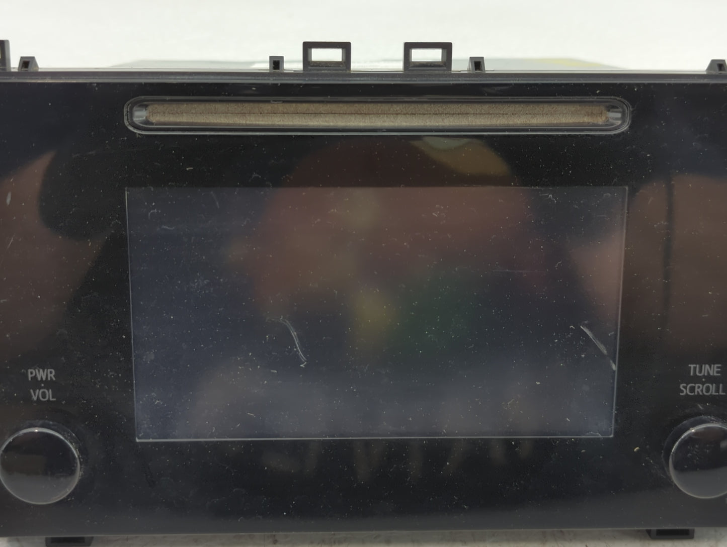 2017-2019 Toyota Corolla Am Fm Cd Player Radio Receiver - Oemusedautoparts1.com