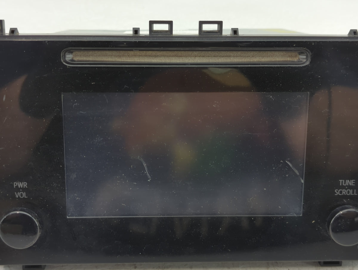 2017-2019 Toyota Corolla Am Fm Cd Player Radio Receiver 738568 - Oemusedautoparts1.com