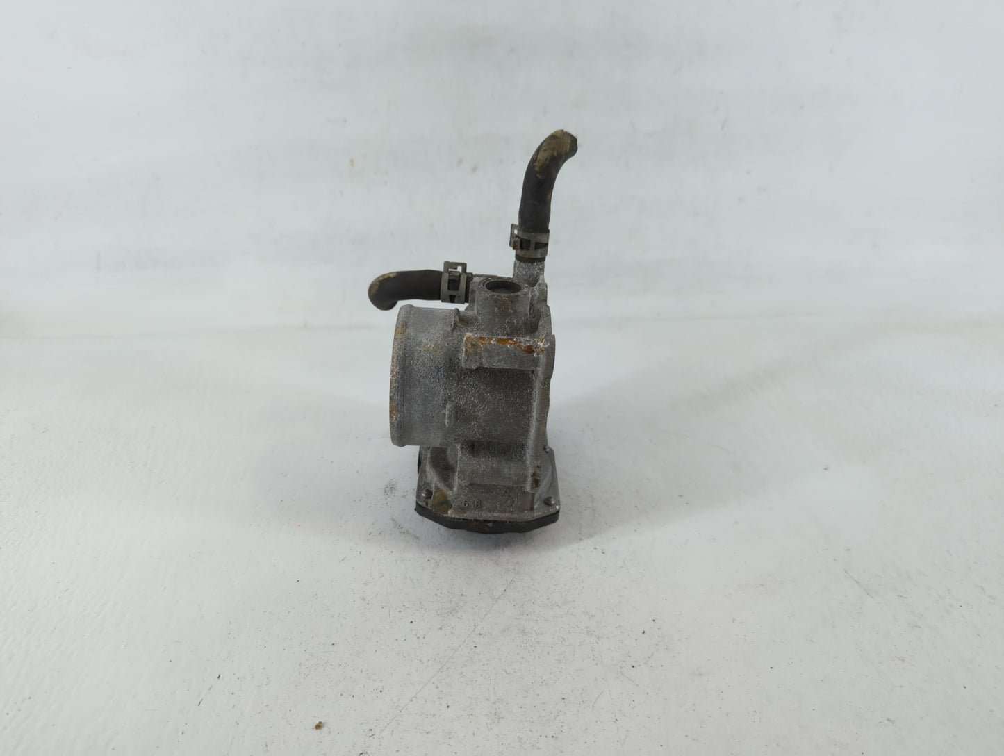 2011-2019 Toyota Corolla Throttle Body P/N:22030-0T080 Fits Fits 2011 2012 2013 2014 2015 2016 2017 2018 2019 OEM Used Auto 