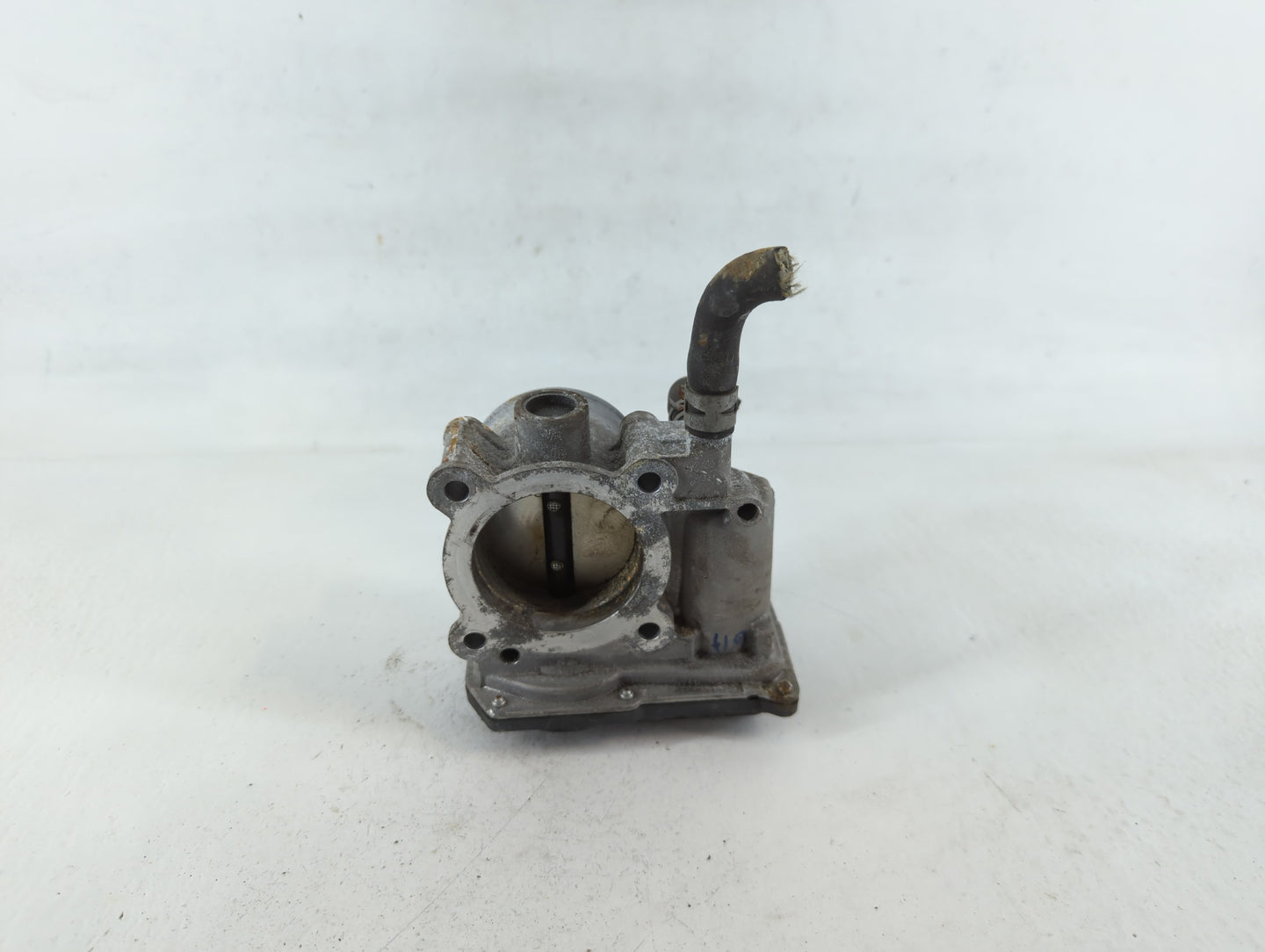 2011-2019 Toyota Corolla Throttle Body P/N:22030-0T080 Fits Fits 2011 2012 2013 2014 2015 2016 2017 2018 2019 OEM Used Auto 