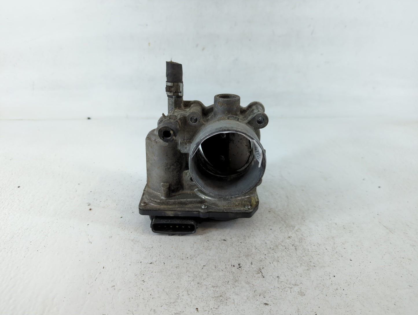 2011-2019 Toyota Corolla Throttle Body P/N:22030-0T080 Fits Fits 2011 2012 2013 2014 2015 2016 2017 2018 2019 OEM Used Auto 