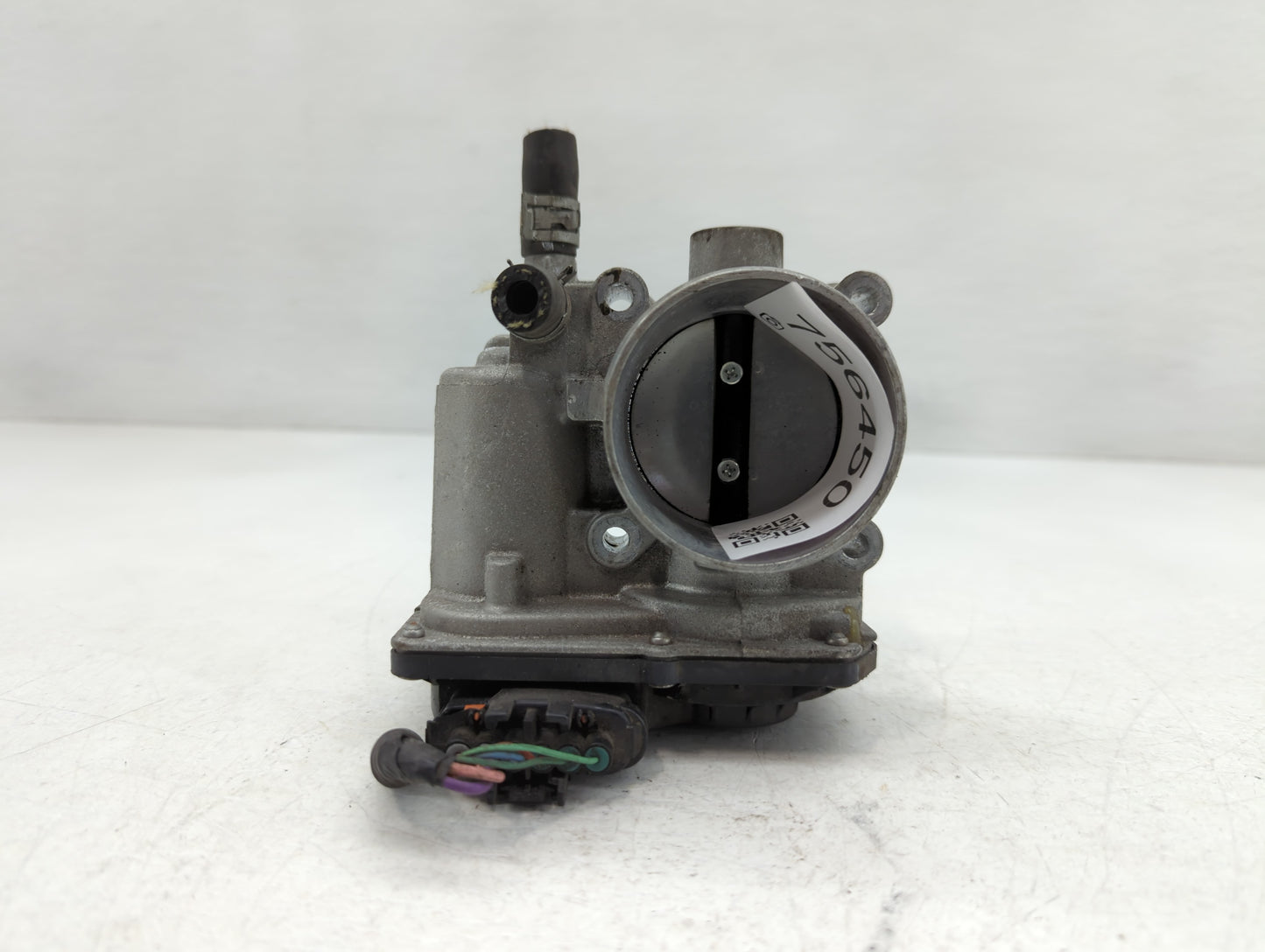 2011-2019 Toyota Corolla Throttle Body P/N:22030-0T080 Fits Fits 2011 2012 2013 2014 2015 2016 2017 2018 2019 OEM Used Auto 