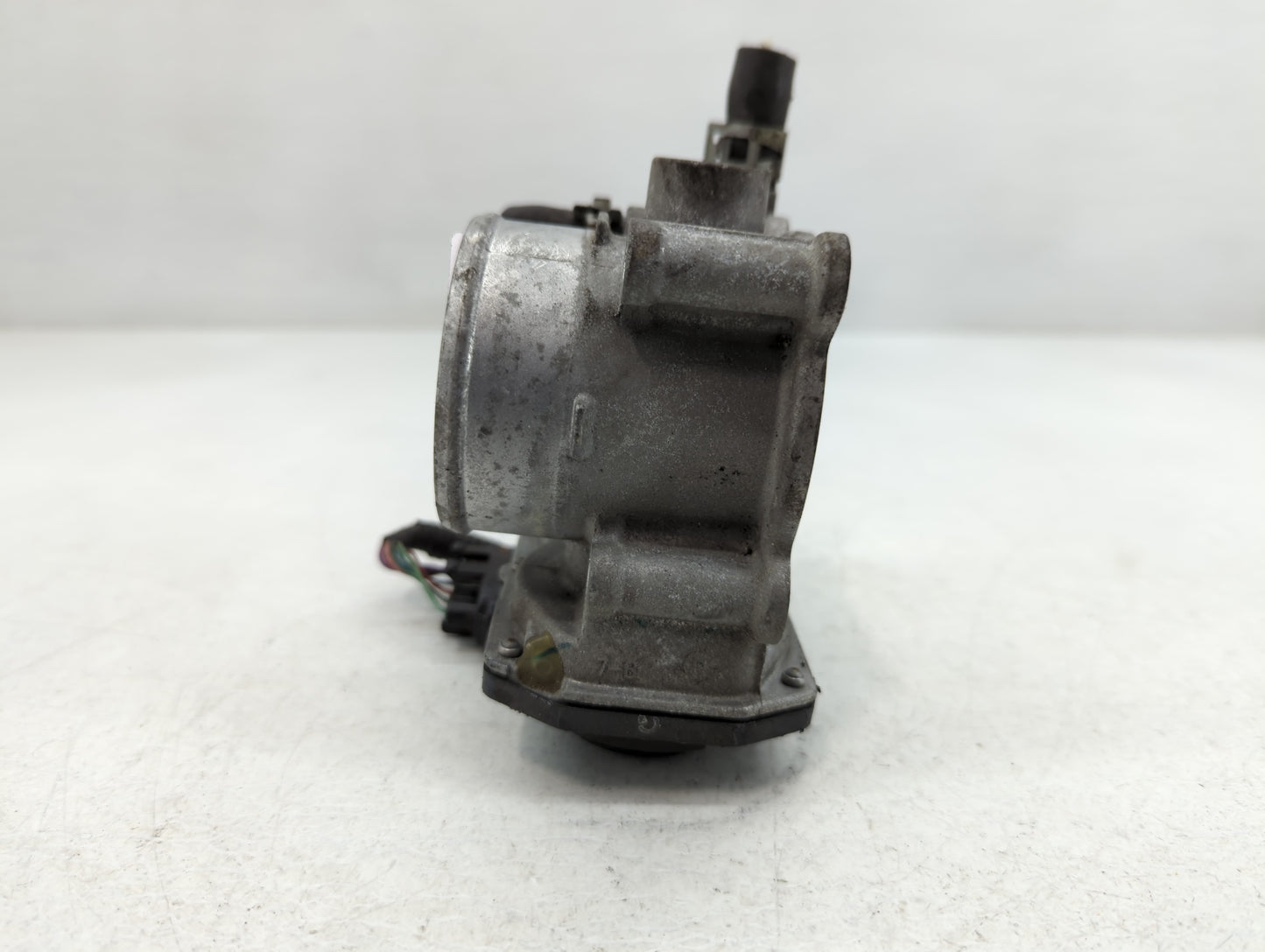 2011-2019 Toyota Corolla Throttle Body P/N:22030-0T080 Fits Fits 2011 2012 2013 2014 2015 2016 2017 2018 2019 OEM Used Auto 