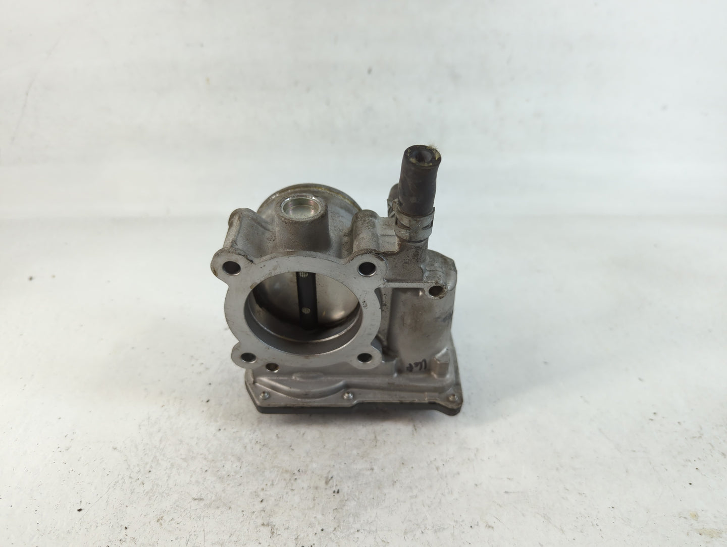 2011-2019 Toyota Corolla Throttle Body P/N:6130 02464 22030-0T080 Fits Fits 2011 2012 2013 2014 2015 2016 2017 2018 2019 OEM