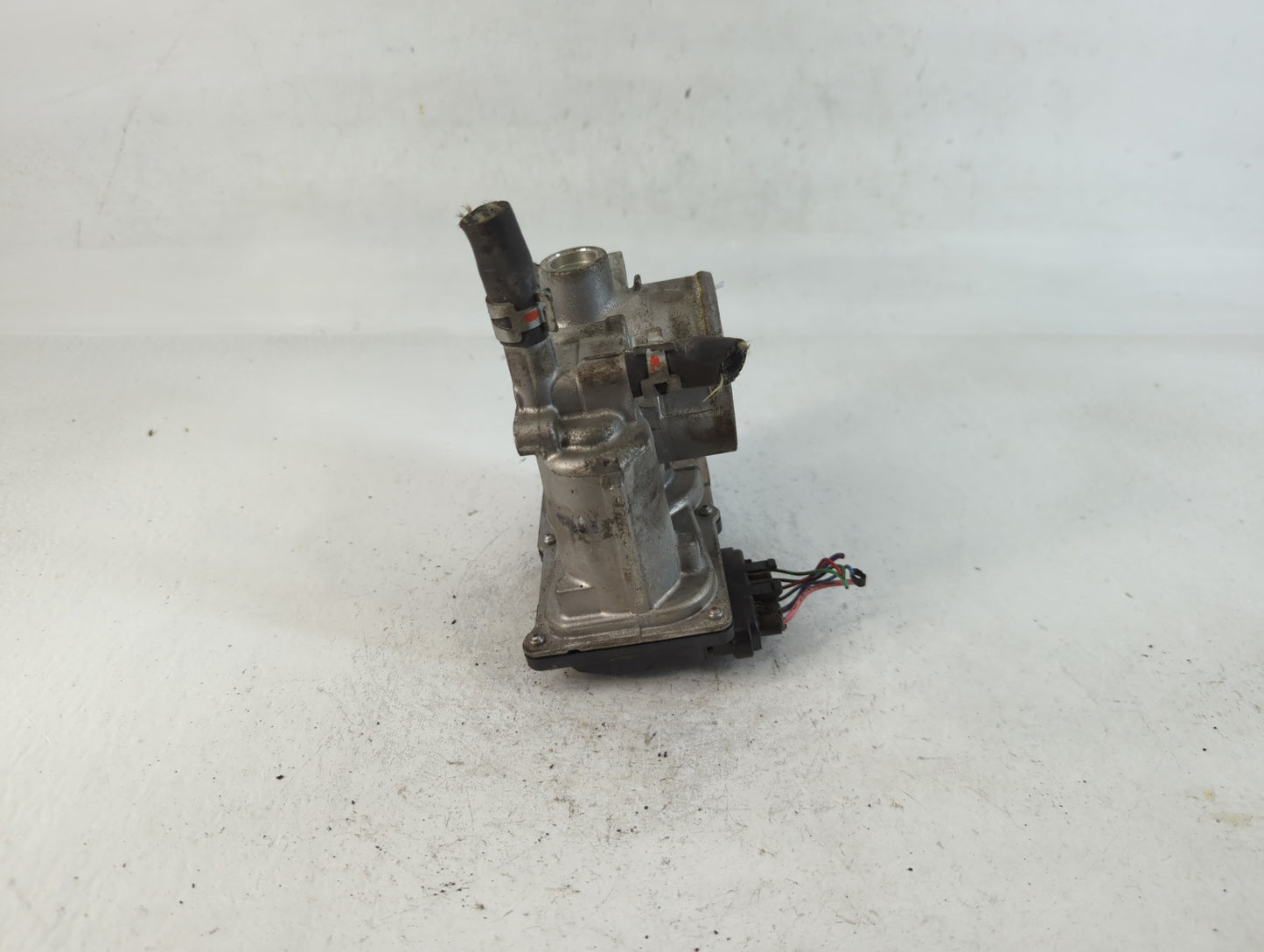 2011-2019 Toyota Corolla Throttle Body P/N:6130 02464 22030-0T080 Fits Fits 2011 2012 2013 2014 2015 2016 2017 2018 2019 OEM