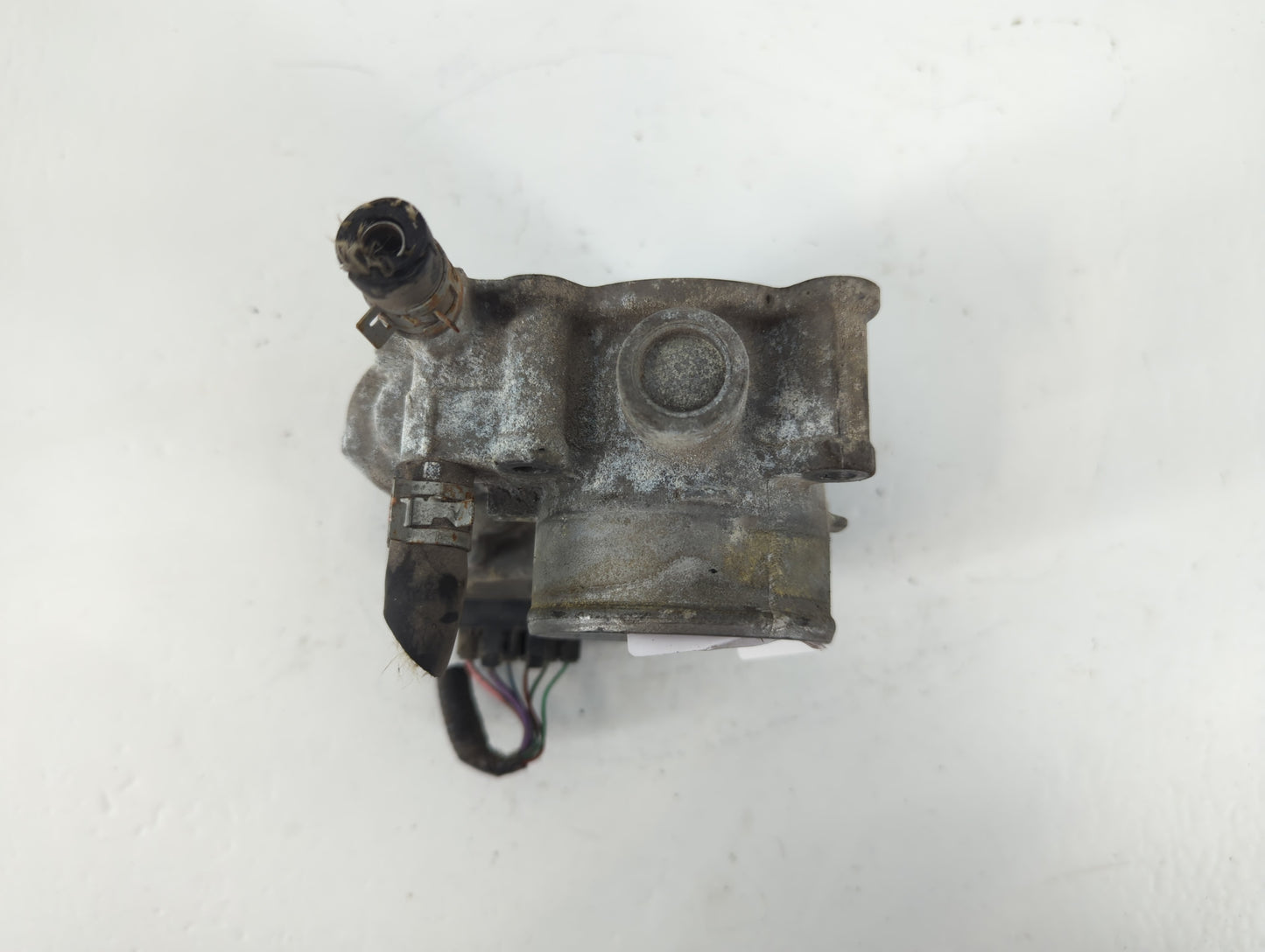 2011-2019 Toyota Corolla Throttle Body P/N:22030-0T080 Fits Fits 2011 2012 2013 2014 2015 2016 2017 2018 2019 OEM Used Auto 