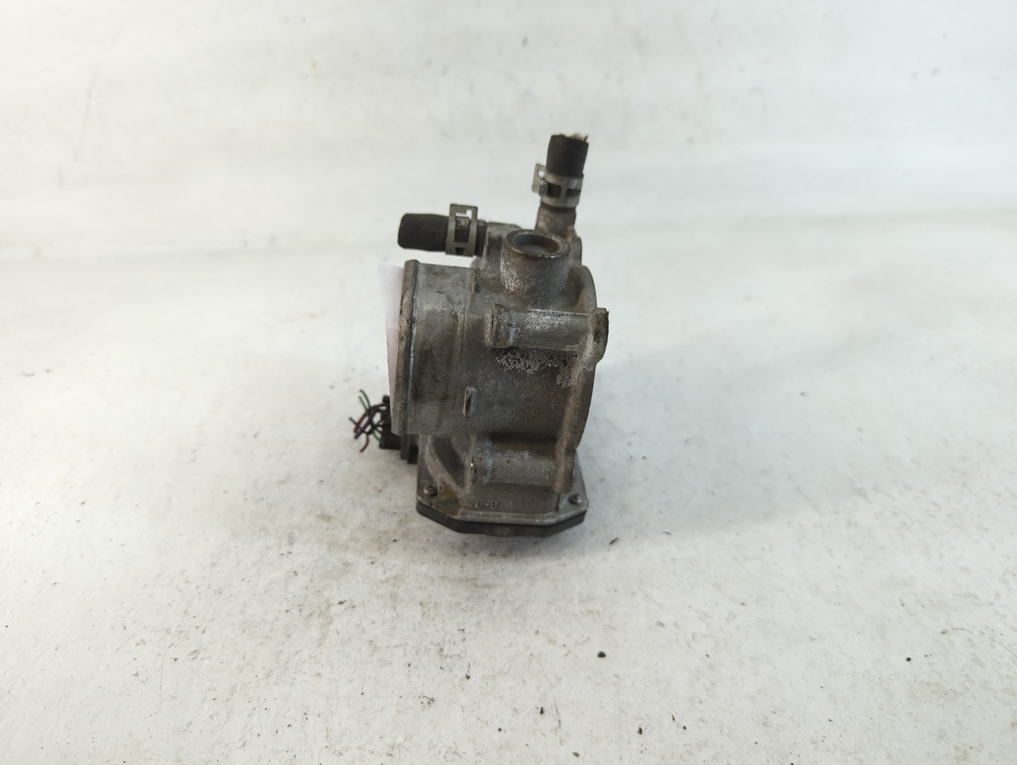 2011-2019 Toyota Corolla Throttle Body P/N:6L06 01546 22030-0T080 Fits Fits 2011 2012 2013 2014 2015 2016 2017 2018 2019 OEM
