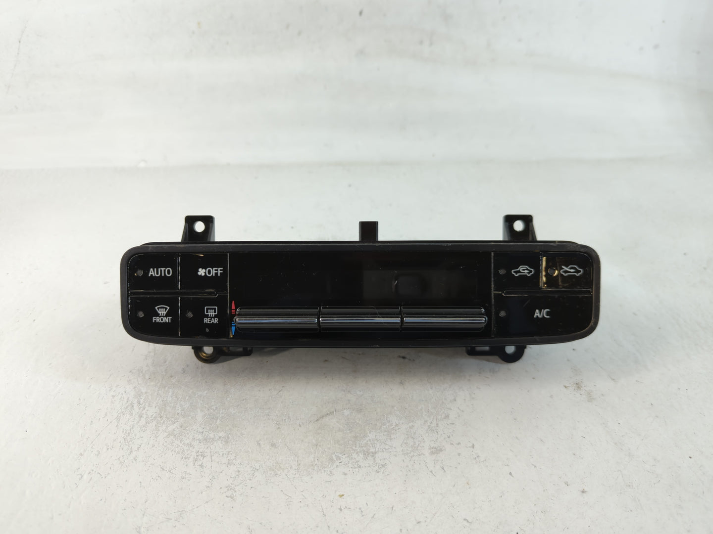 2017-2019 Toyota Corolla Climate Control Module Temperature AC/Heater Replacement P/N:75K114 Fits Fits 2017 2018 2019 OEM Us