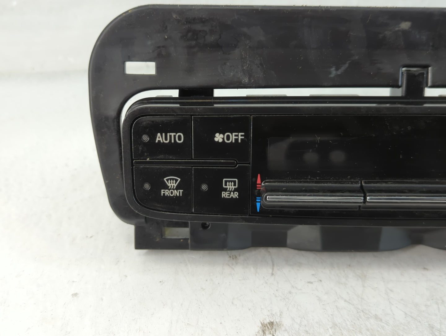 2014-2019 Toyota Corolla Climate Control Module Temperature AC/Heater Replacement P/N:75K114 Fits OEM Used Auto Parts - Oemu