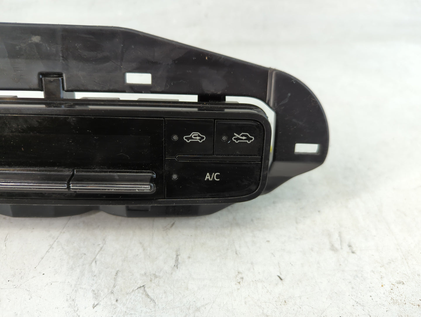 2014-2019 Toyota Corolla Climate Control Module Temperature AC/Heater Replacement P/N:75K114 Fits OEM Used Auto Parts - Oemu