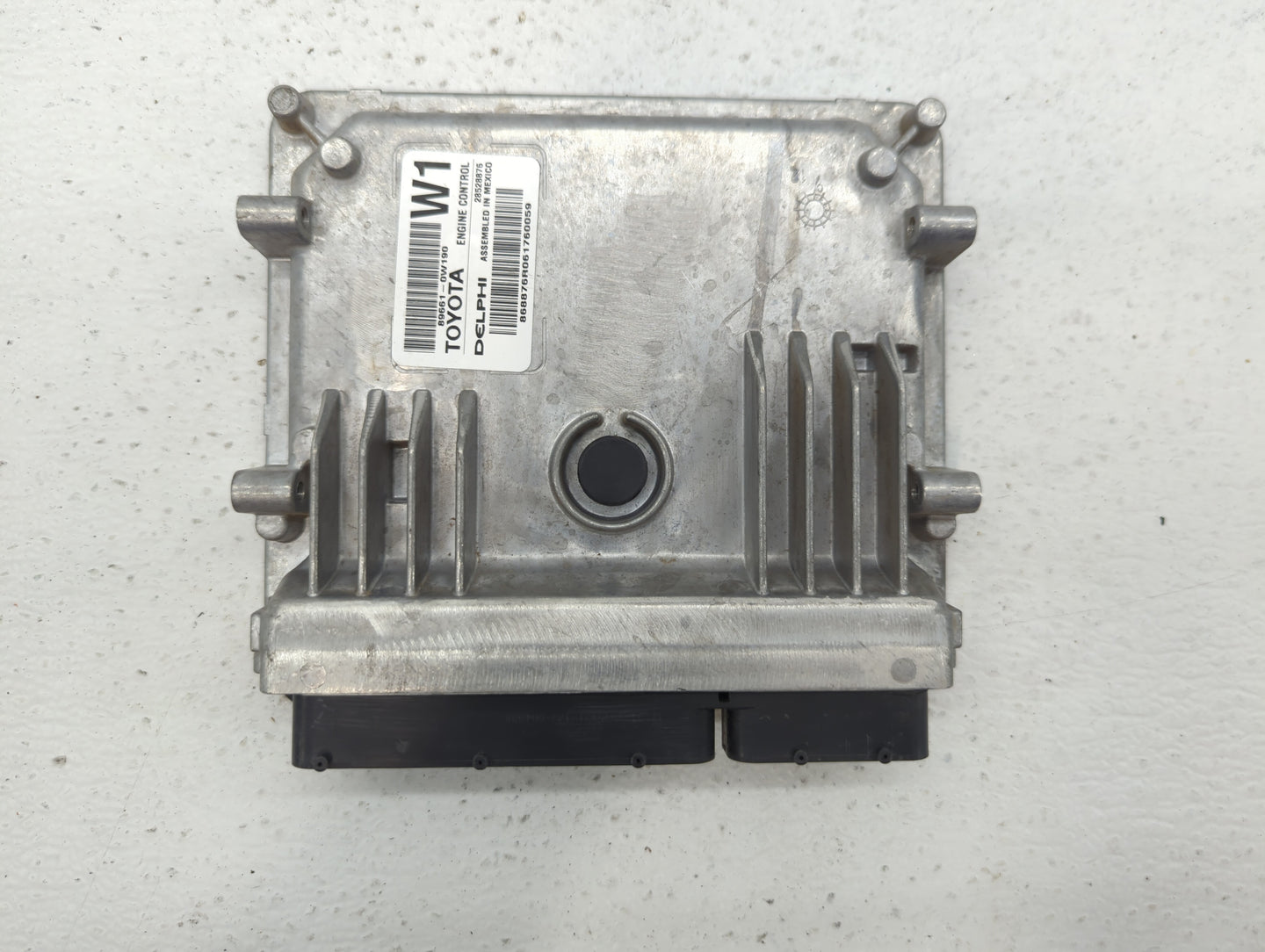 2017-2018 Toyota Corolla Im PCM Engine Control Computer ECU ECM PCU OEM P/N:89661-0W191 89661-0W190 Fits Fits 2017 2018 OEM 