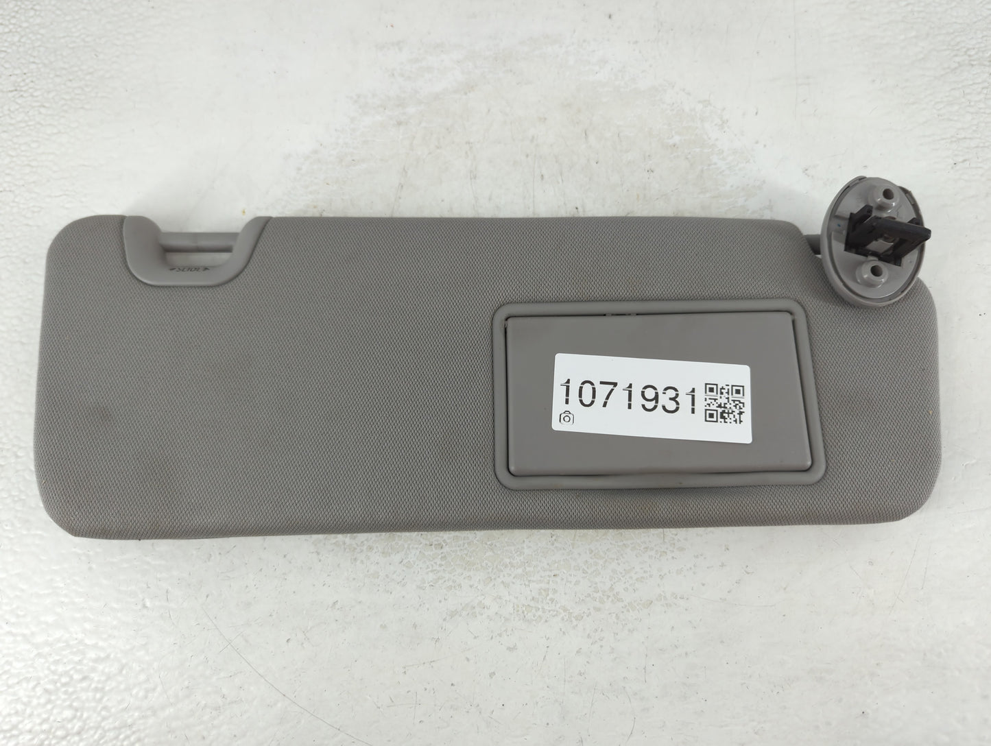 2014-2019 Toyota Highlander Sun Visor Shade Replacement Passenger Right Mirror Fits Fits 2014 2015 2016 2017 2018 2019 OEM U