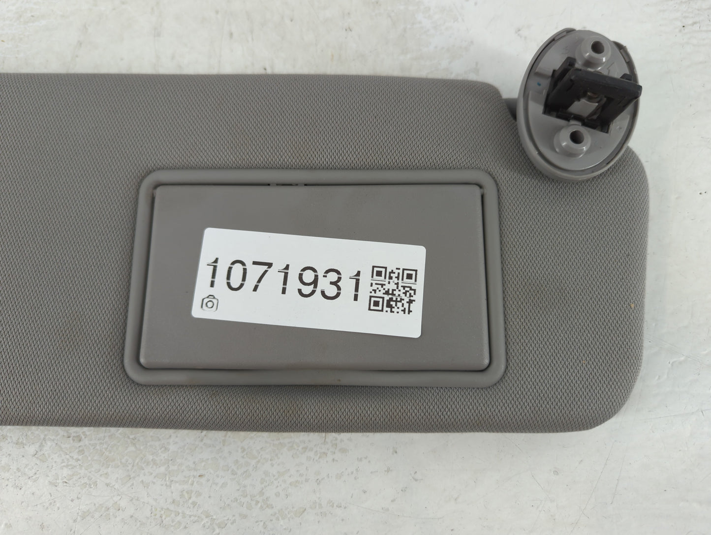 2014-2019 Toyota Highlander Sun Visor Shade Replacement Passenger Right Mirror Fits Fits 2014 2015 2016 2017 2018 2019 OEM U