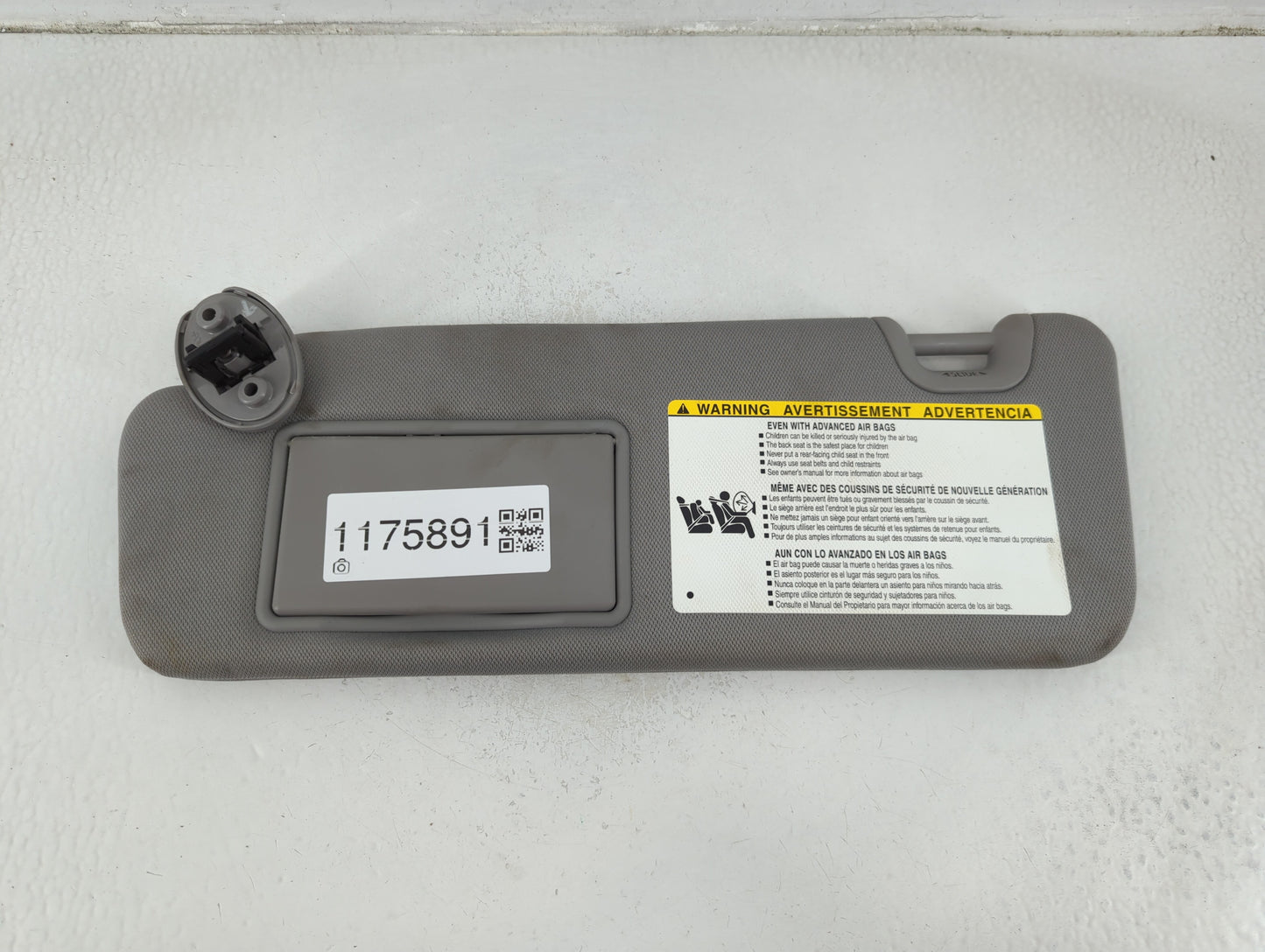 2014-2019 Toyota Highlander Sun Visor Shade Replacement Driver Left Mirror Fits Fits 2014 2015 2016 2017 2018 2019 OEM Used 