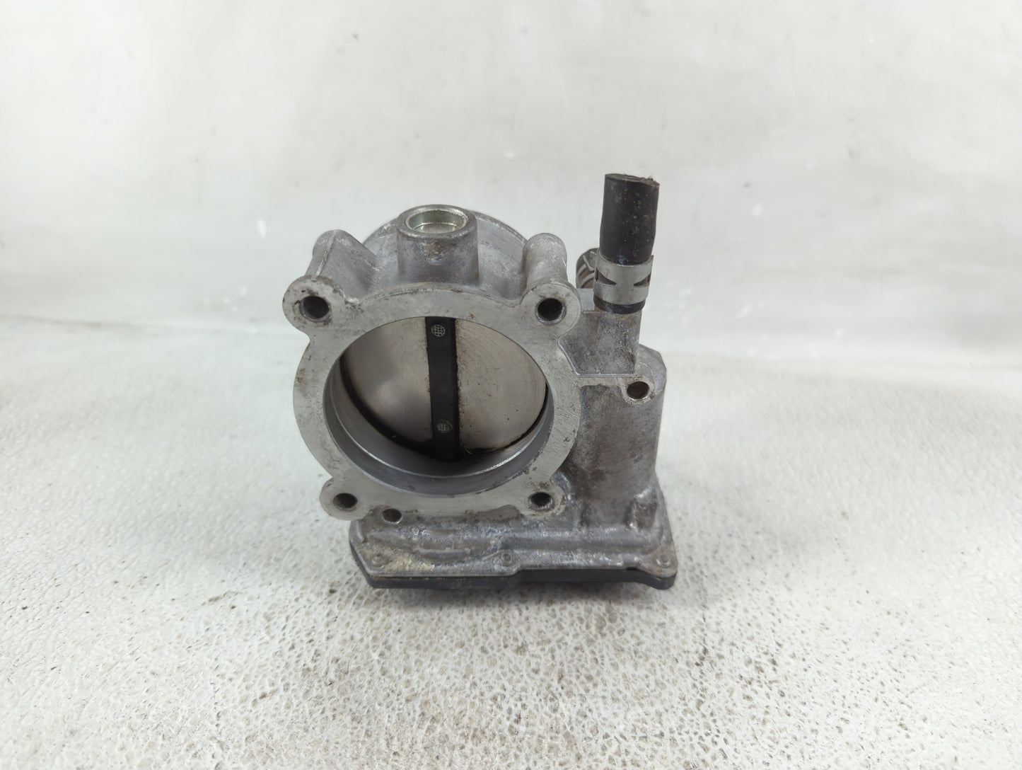 2017-2022 Toyota Highlander Throttle Body P/N:22030-0P060 Fits Fits 2016 2017 2018 2019 2020 2021 2022 OEM Used Auto Parts -