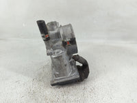 2017-2022 Toyota Highlander Throttle Body P/N:22030-0P060 Fits Fits 2016 2017 2018 2019 2020 2021 2022 OEM Used Auto Parts -