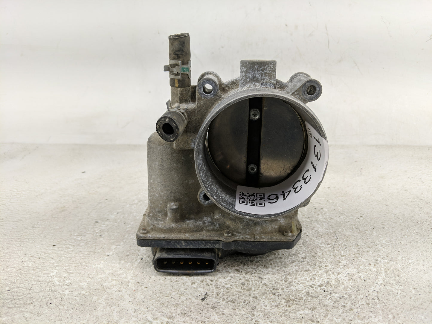 2017-2022 Toyota Highlander Throttle Body P/N:22030-0P060 Fits Fits 2016 2017 2018 2019 2020 2021 2022 OEM Used Auto Parts -