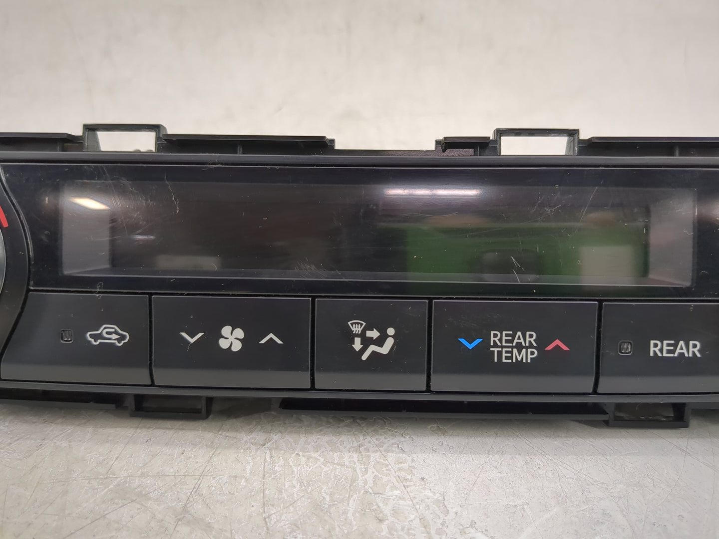 2014-2019 Toyota Highlander Climate Control Module Temperature AC/Heater Replacement P/N:55900-0E400 Fits OEM Used Auto Part