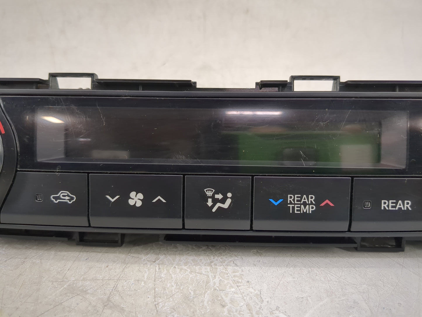 2014-2019 Toyota Highlander Climate Control Module Temperature AC/Heater Replacement P/N:55900-0E400 Fits OEM Used Auto Part