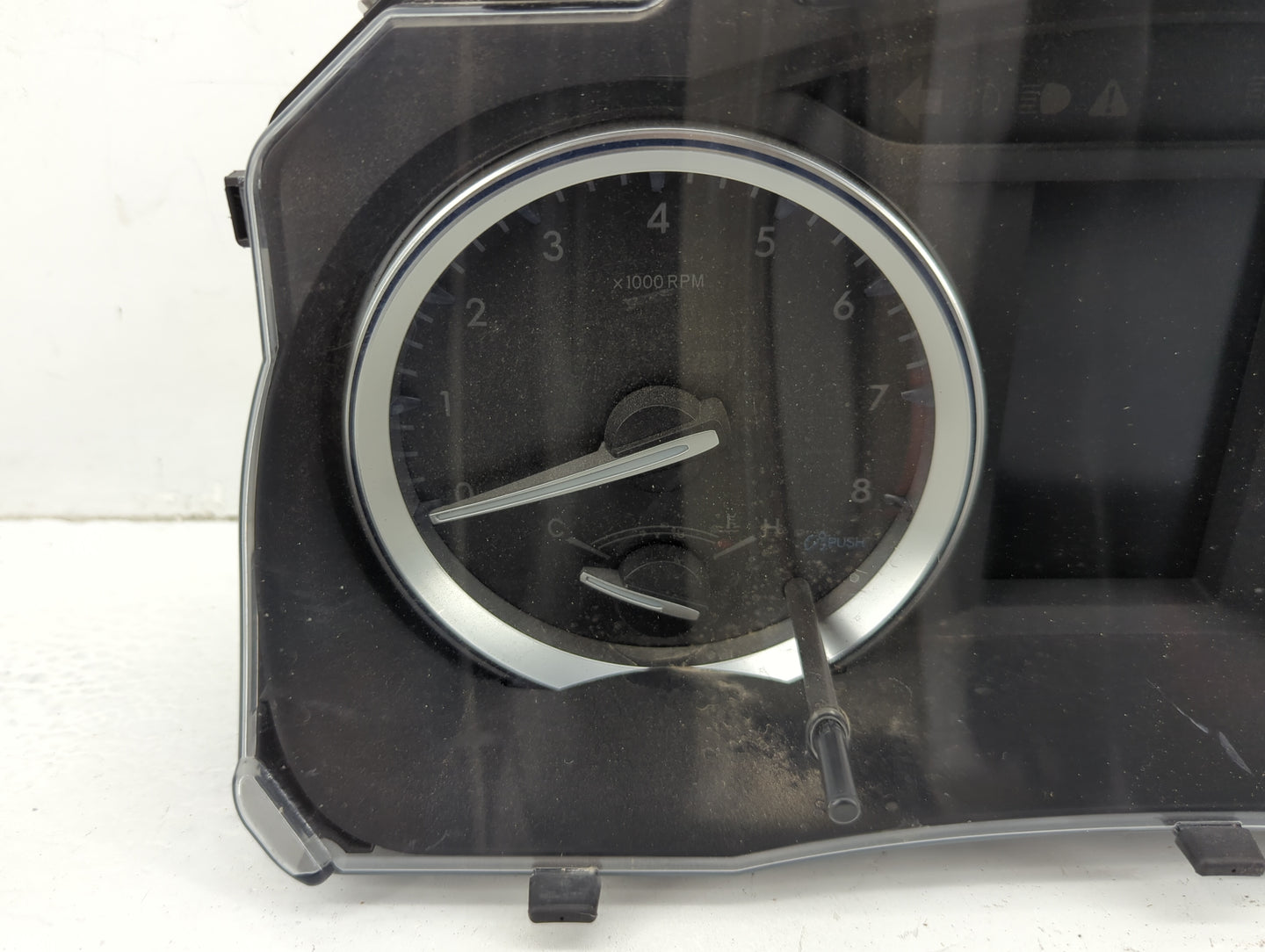2017-2019 Toyota Highlander Instrument Cluster Speedometer Gauges P/N:83800-0E810-00 Fits Fits 2017 2018 2019 OEM Used Auto 