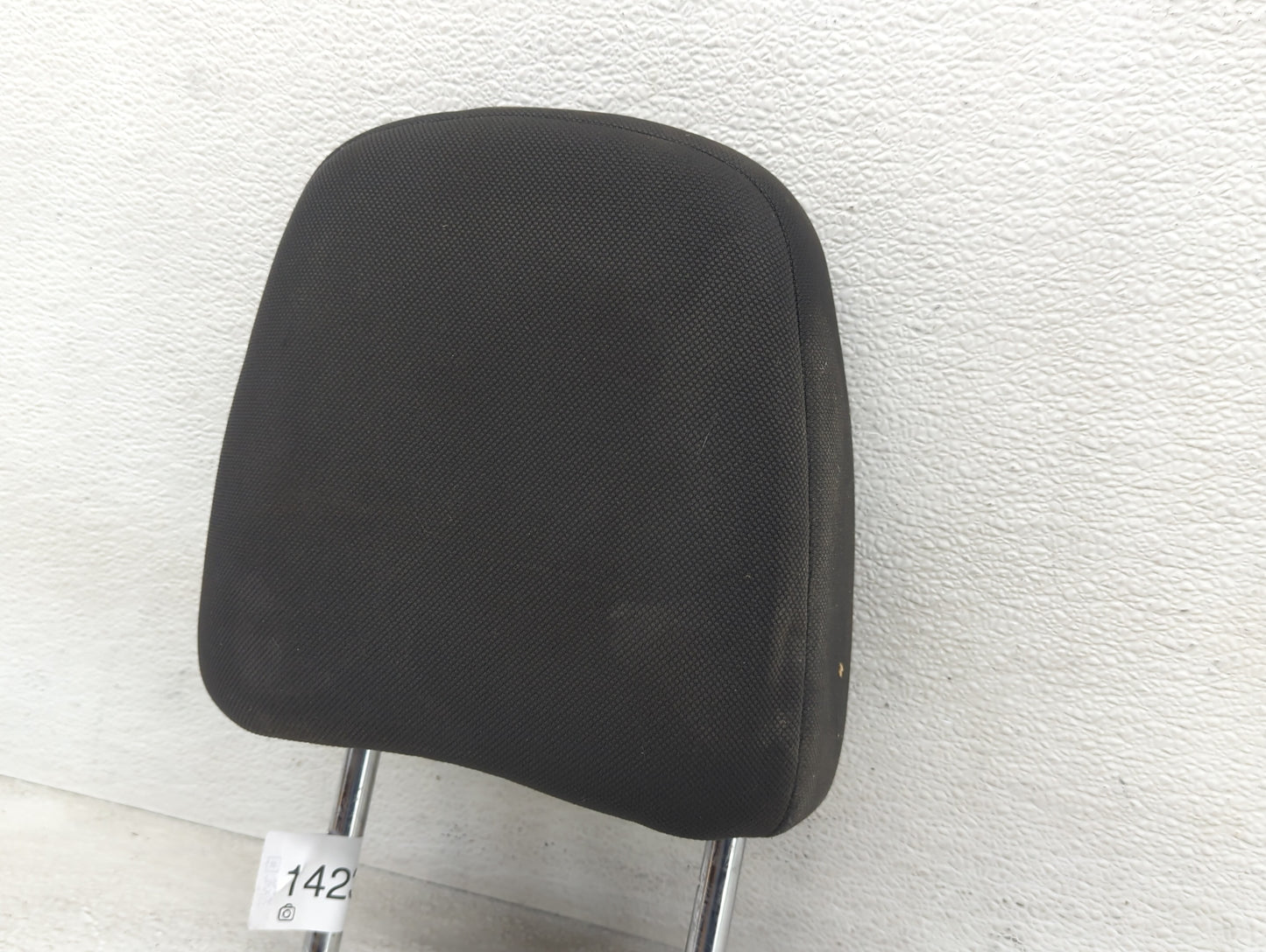 2017 Toyota Highlander Headrest Head Rest Front Driver Passenger Seat - Oemusedautoparts1.com