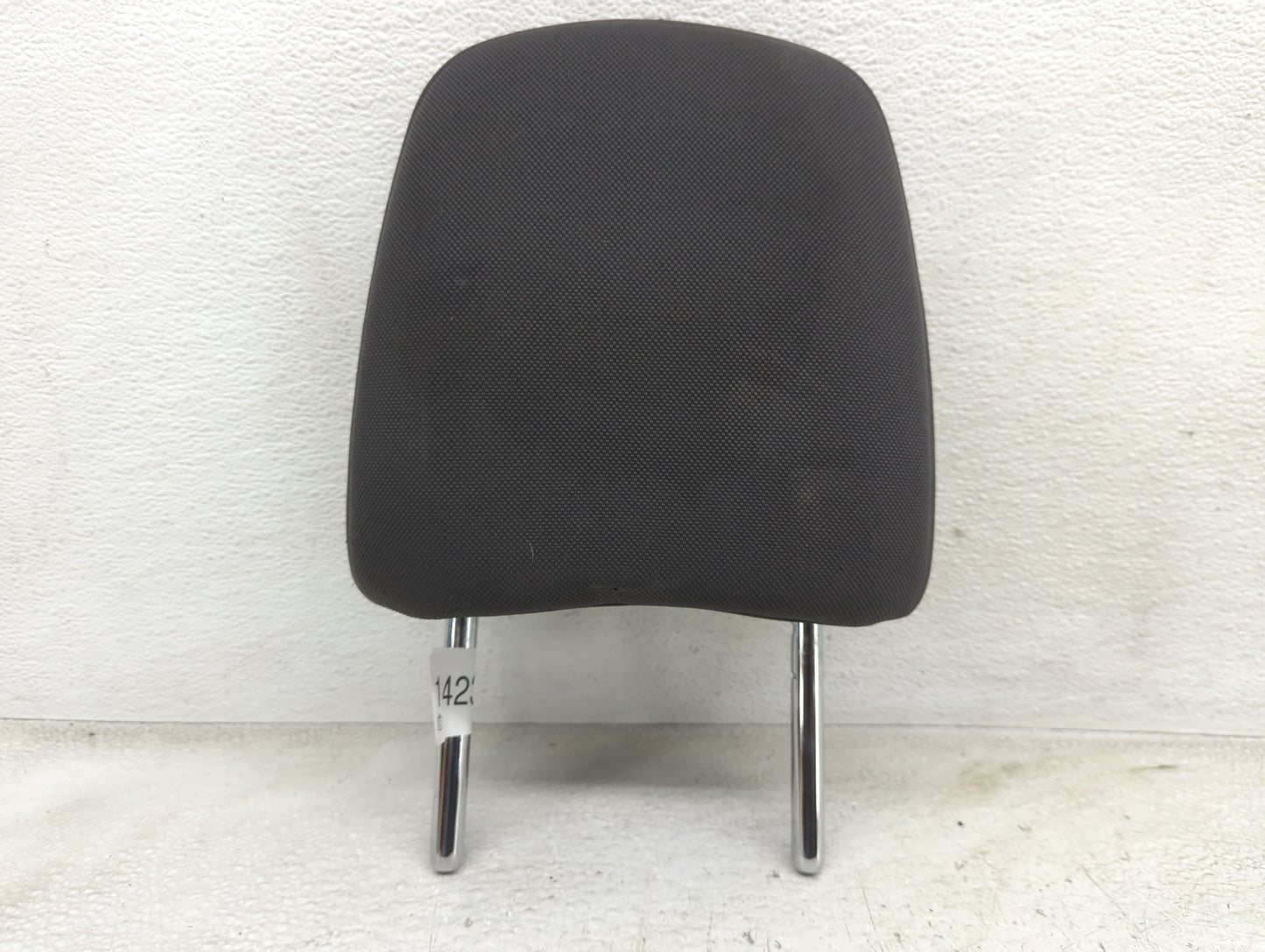 2017-2019 Toyota Highlander Headrest Head Rest Front Driver Passenger Seat Fits Fits 2017 2018 2019 OEM Used Auto Parts - Oe