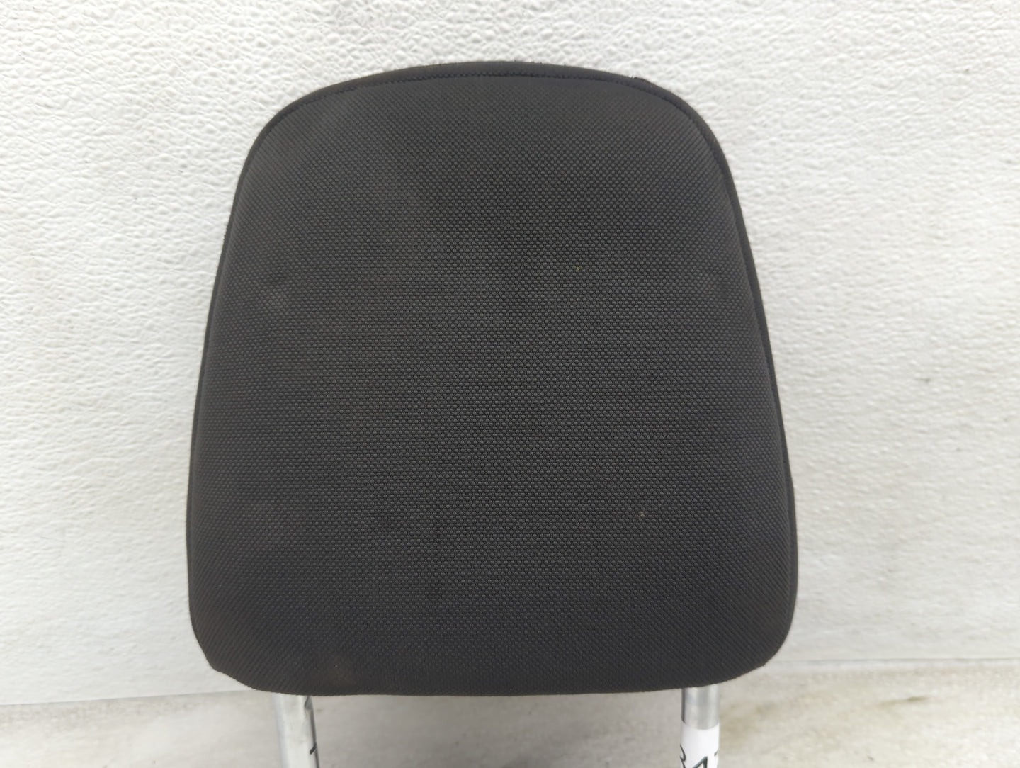 2017-2019 Toyota Highlander Headrest Head Rest Front Driver Passenger Seat Fits Fits 2017 2018 2019 OEM Used Auto Parts - Oe