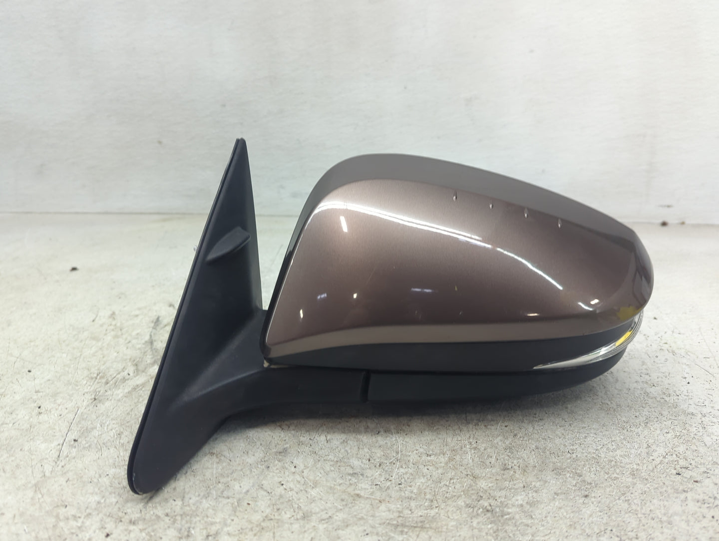 2014-2019 Toyota Highlander Driver Side View Mirror - Left Door Mirror OEM Used - Oemusedautoparts1.com