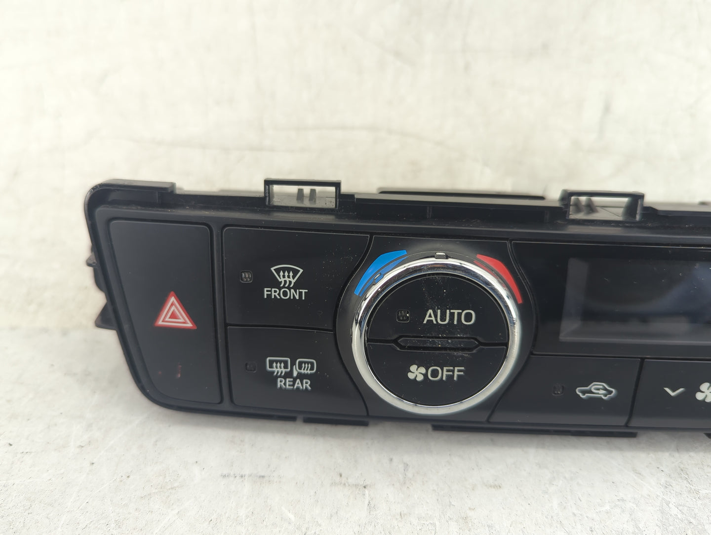 2014-2019 Toyota Highlander Climate Control Module Temperature AC/Heater Replacement P/N:55900-0E400 Fits OEM Used Auto Part