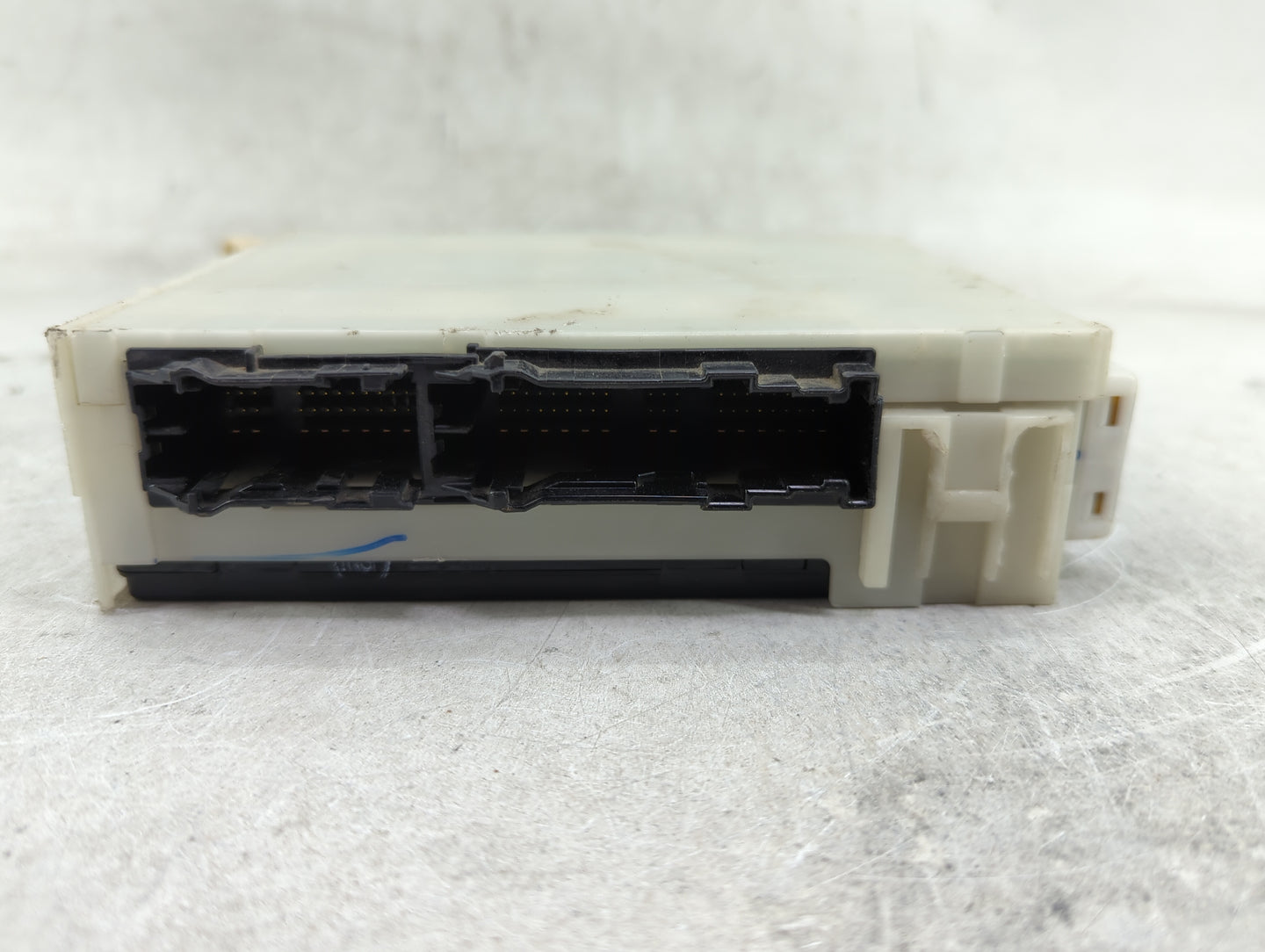 2017-2019 Toyota Highlander Multiplex Network Control Module - Oemusedautoparts1.com