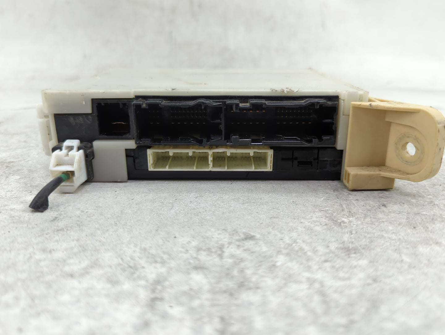 2017-2019 Toyota Highlander Multiplex Network Control Module - Oemusedautoparts1.com