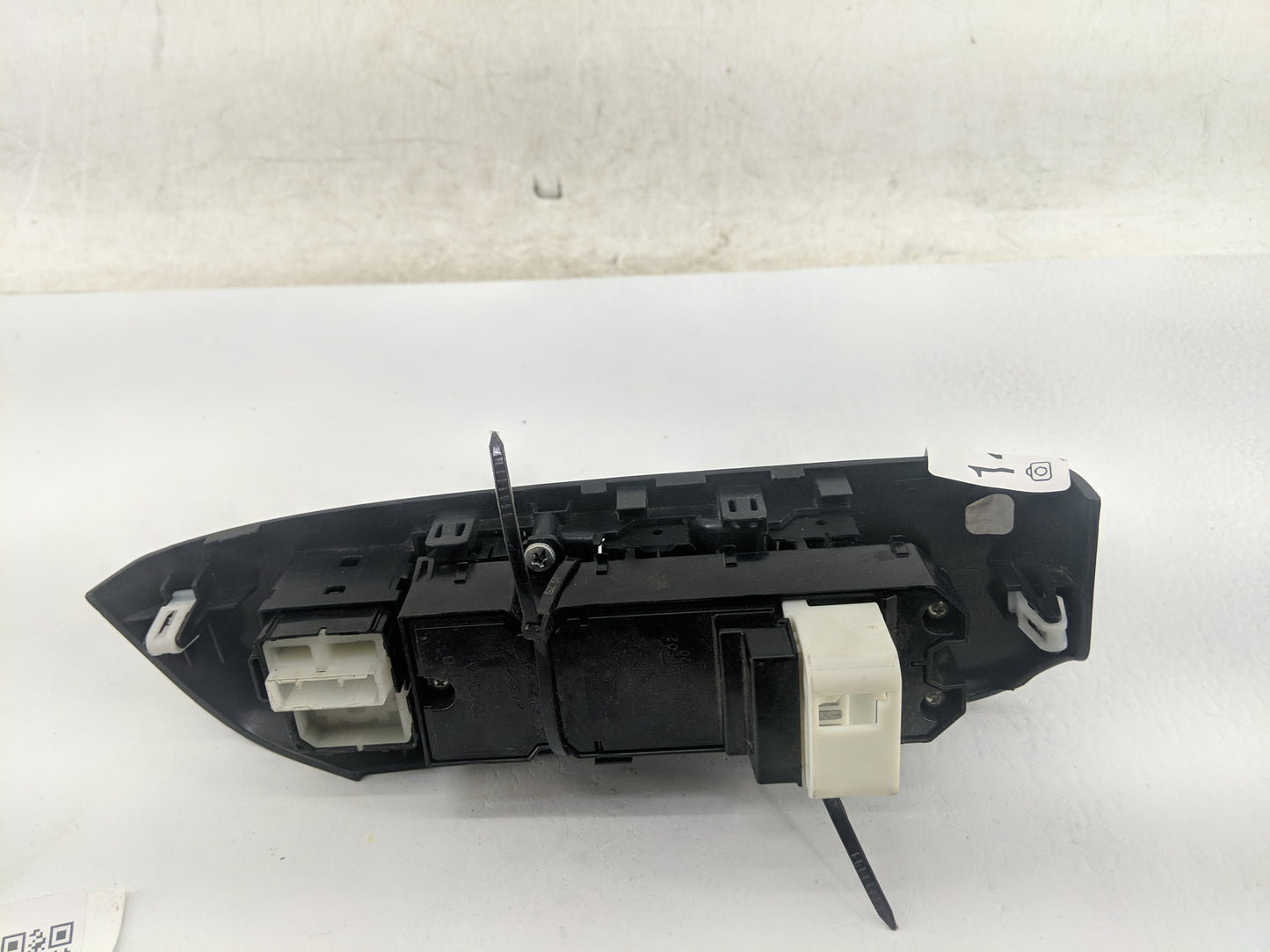 2014-2019 Toyota Highlander Master Power Window Switch Replacement Driver Side Left P/N:84820-0E020 672-2J71 Fits OEM Used A
