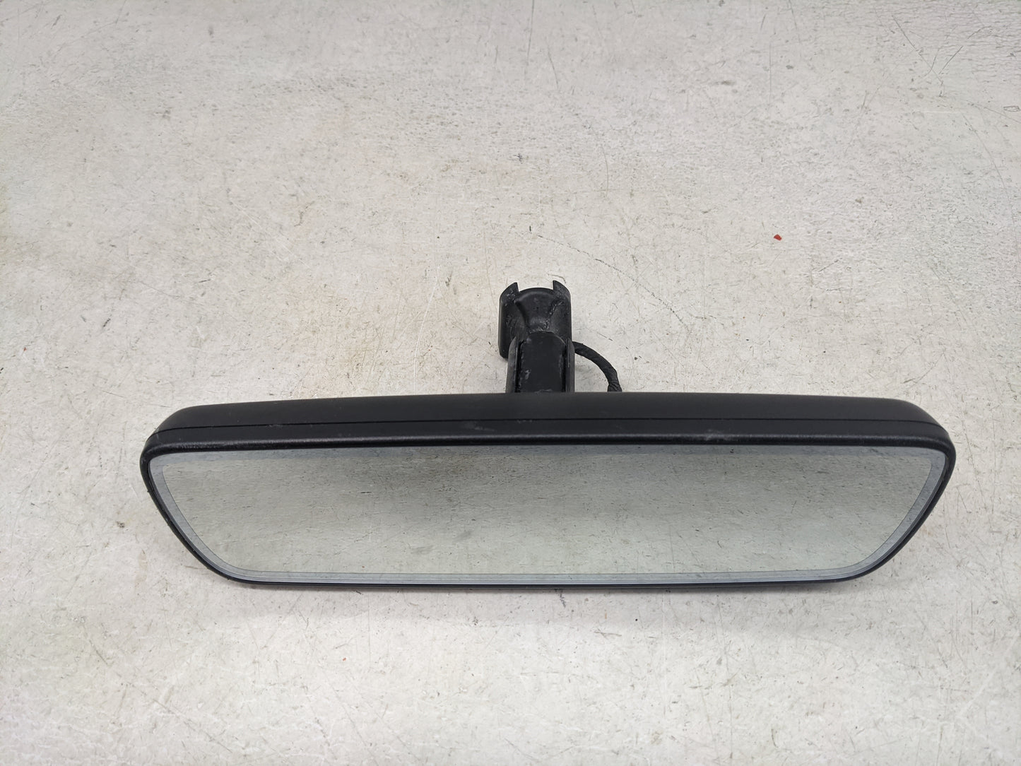 2017 Toyota Highlander Interior Rear View Mirror Replacement OEM P/N:GNTX-1127 E11 018368 Fits OEM Used Auto Parts - Oemused