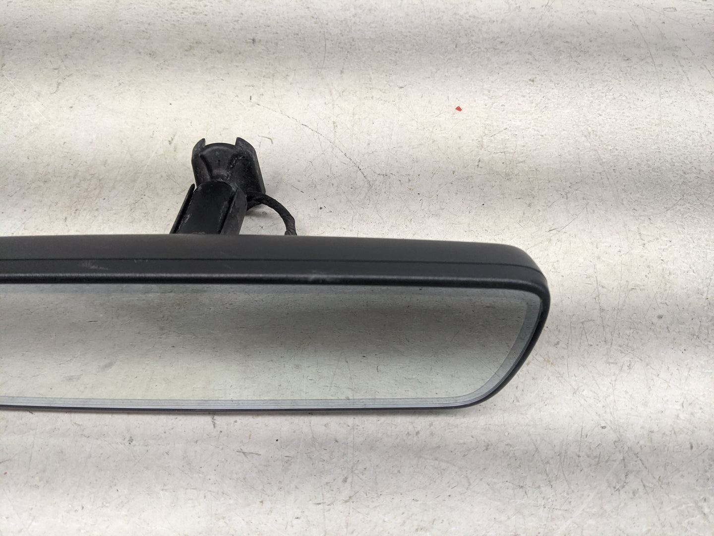 2017 Toyota Highlander Interior Rear View Mirror Replacement OEM P/N:GNTX-1127 E11 018368 Fits OEM Used Auto Parts - Oemused