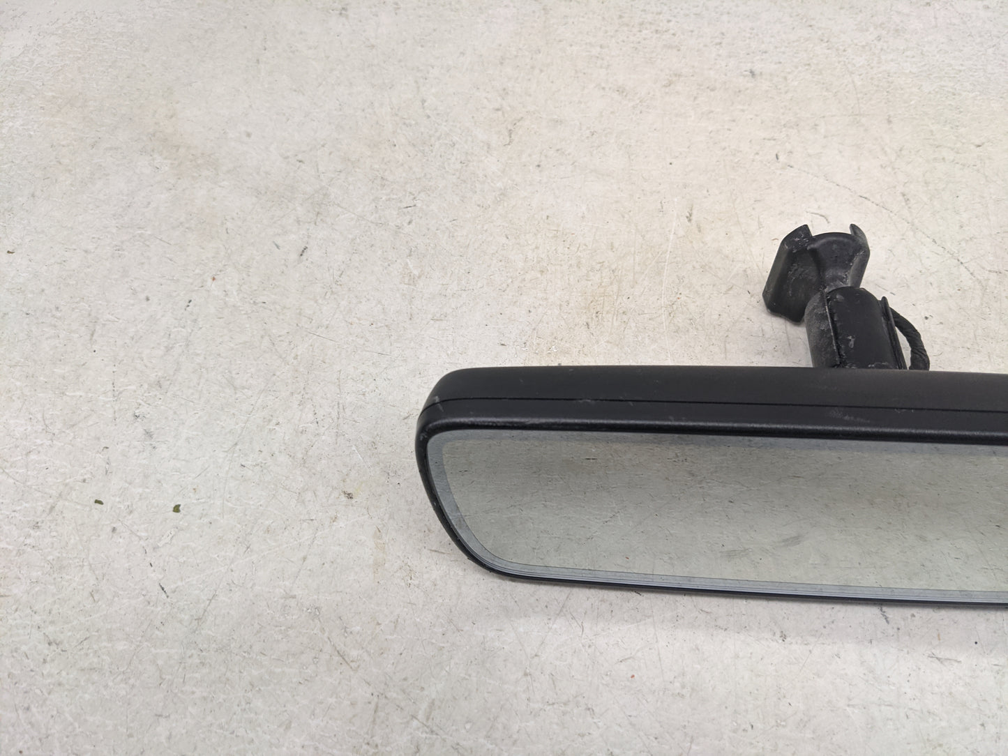 2017 Toyota Highlander Interior Rear View Mirror Replacement OEM P/N:GNTX-1127 E11 018368 Fits OEM Used Auto Parts - Oemused