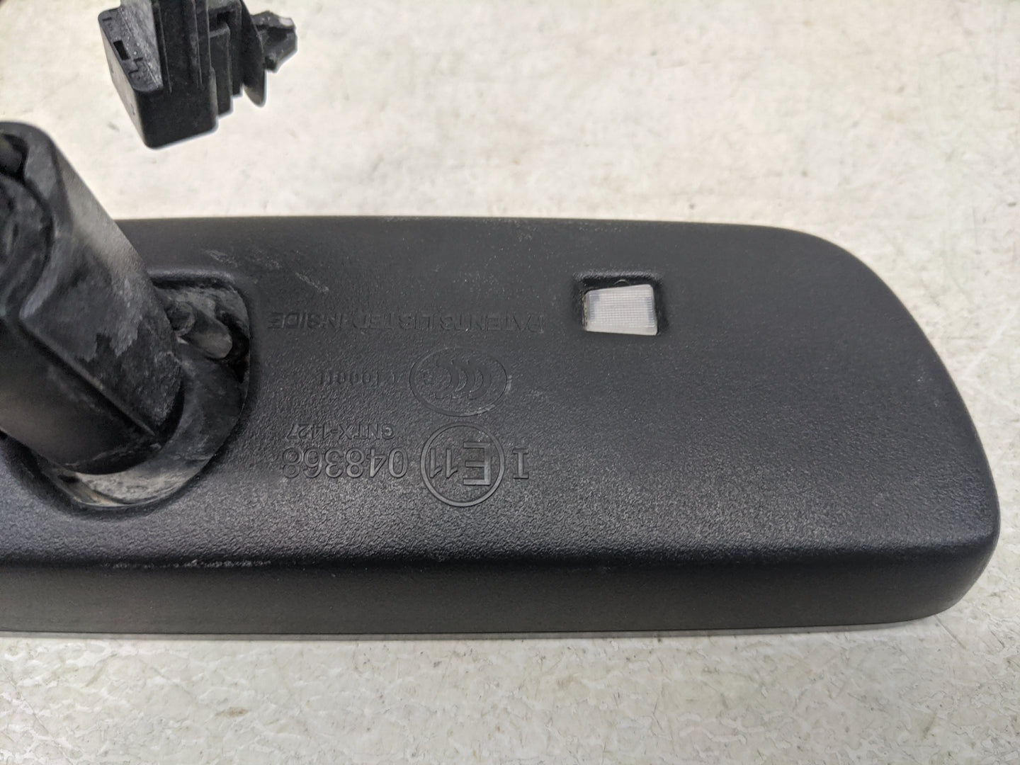 2017 Toyota Highlander Interior Rear View Mirror Replacement OEM P/N:GNTX-1127 E11 018368 Fits OEM Used Auto Parts - Oemused