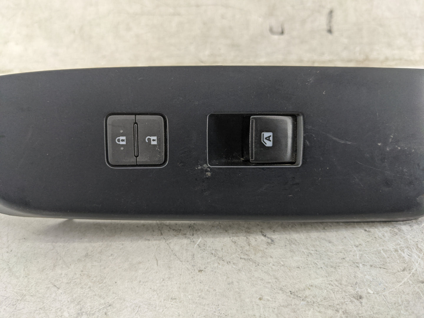 2017 Toyota Highlander Passenger Right Power Window Switch 74231-0e050 - Oemusedautoparts1.com