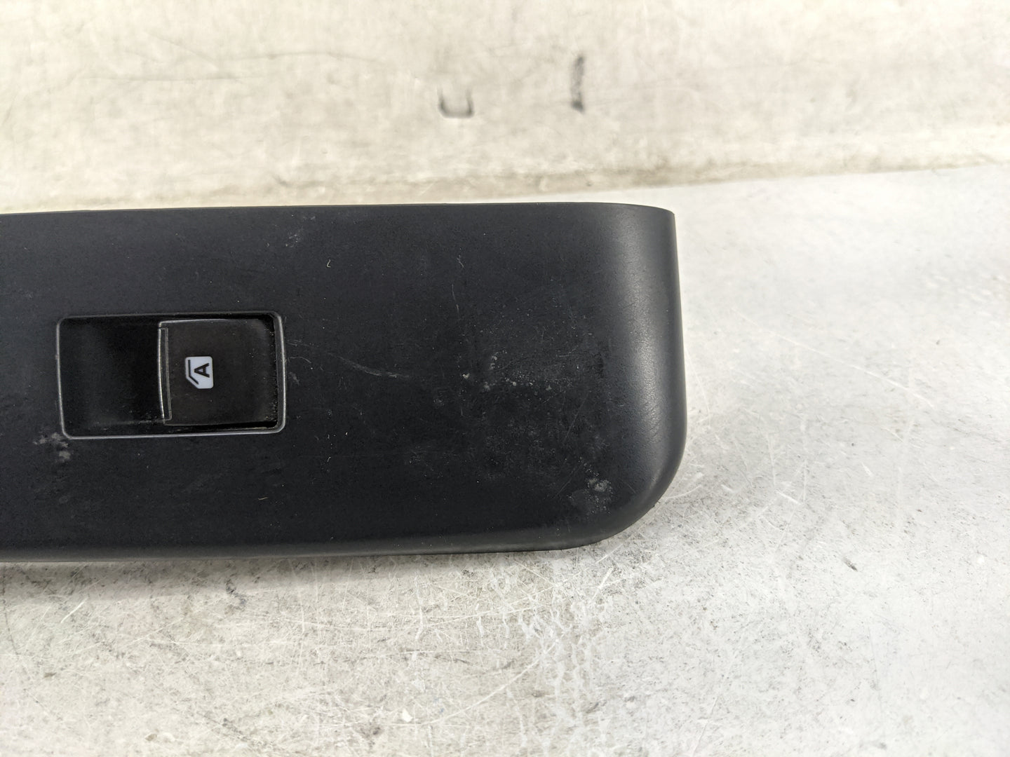 2017 Toyota Highlander Passenger Right Power Window Switch 74231-0e050 - Oemusedautoparts1.com
