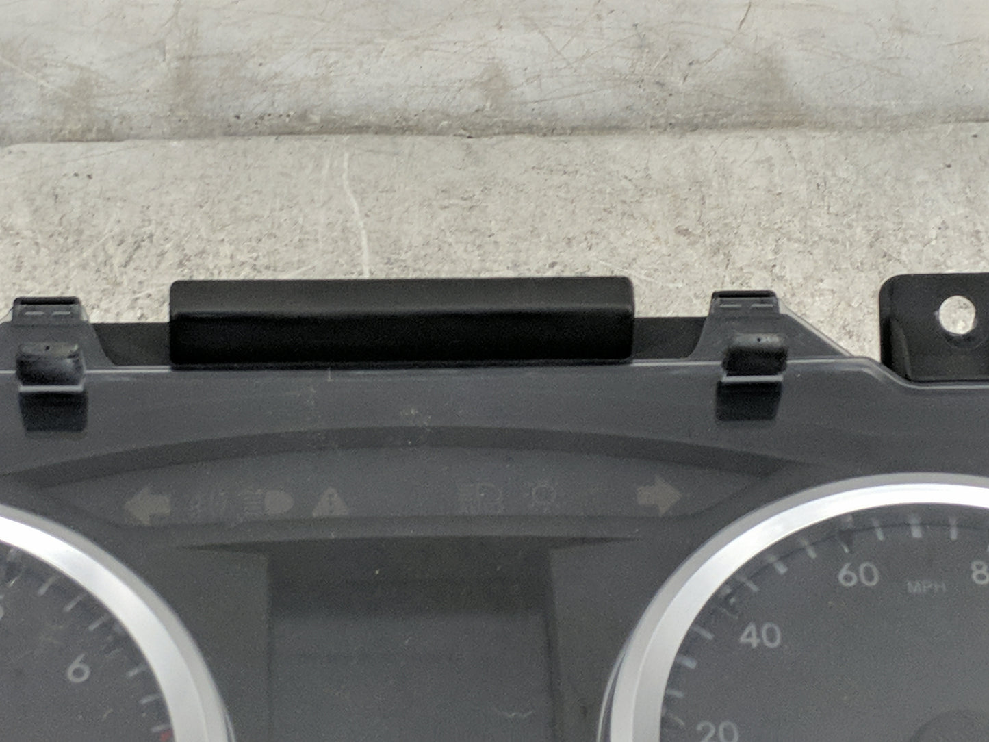 2017-2018 Toyota Highlander Instrument Cluster Speedometer Gauges P/N:83800-0E880-00 83800-0E880 Miles: Fits Fits 2017 2018 