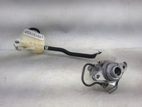 2008-2019 Toyota Highlander Brake Master Cylinder 1491978 - Oemusedautoparts1.com
